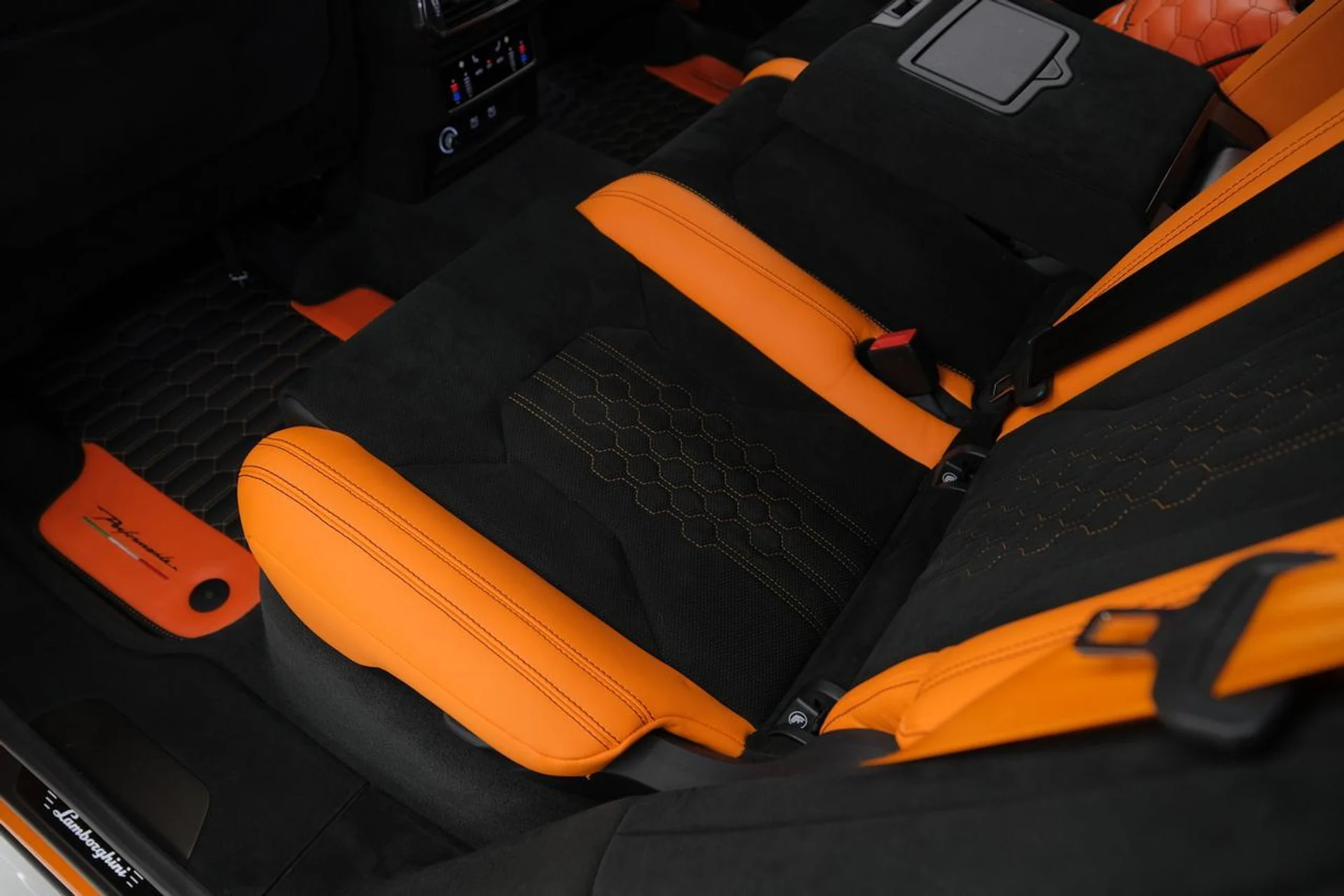 mph031_72124404_b3e45d24645521a7db54c354482cd3f8_bdb45bf899