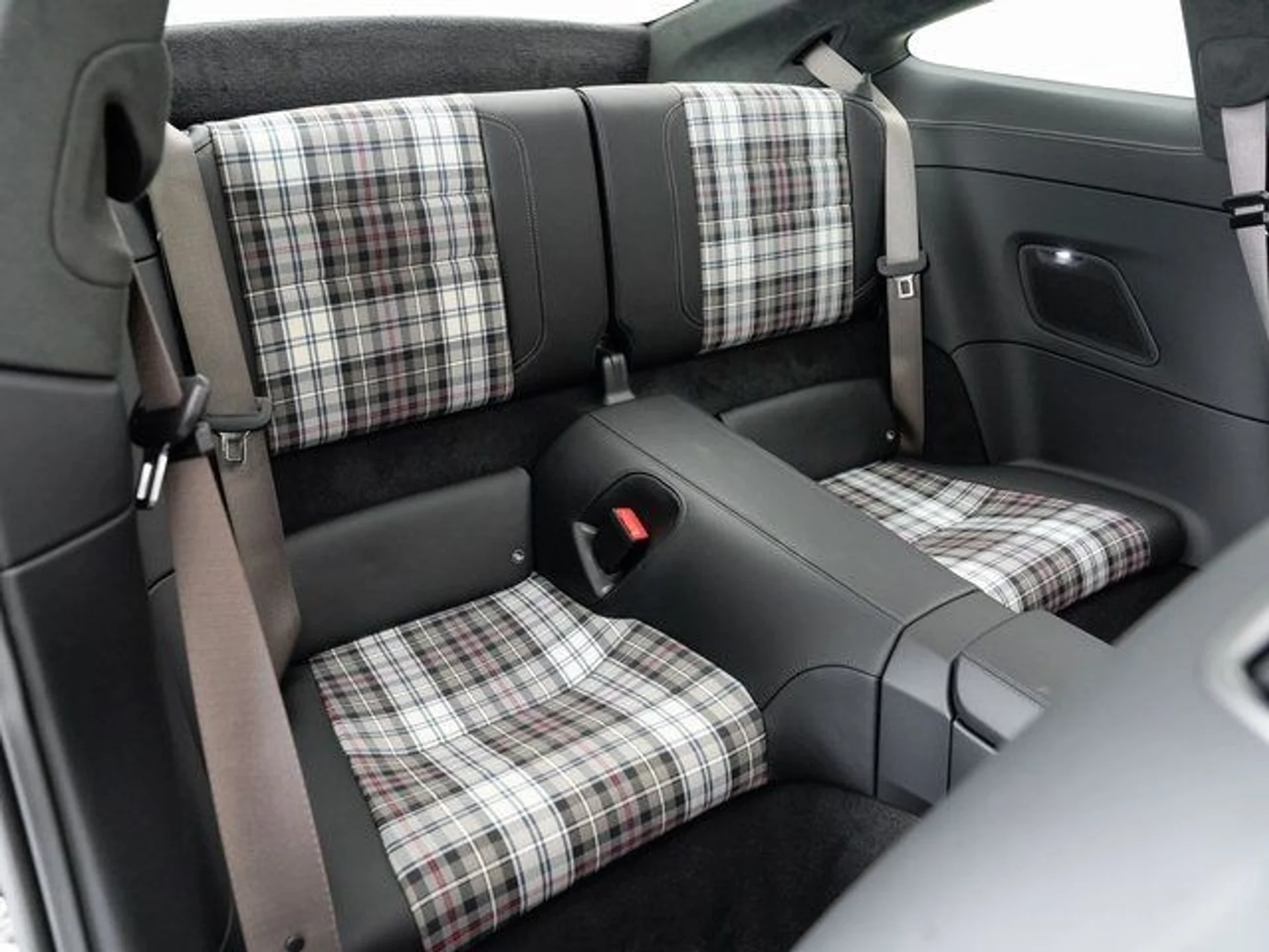 mph031_729295562_959262f72826153f6b58061ea3ce005b_94f56d332f