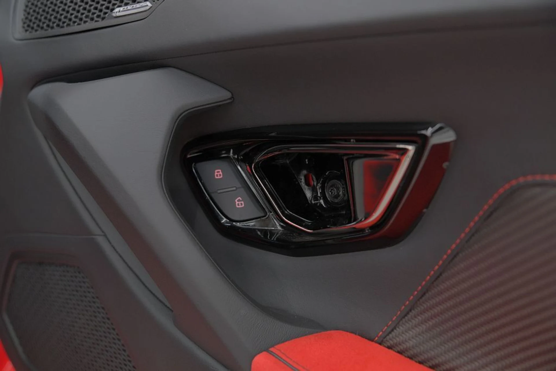 mph031_730939511_536feb9ba70cc4ad91325daf552a6ce4_743f192b3a