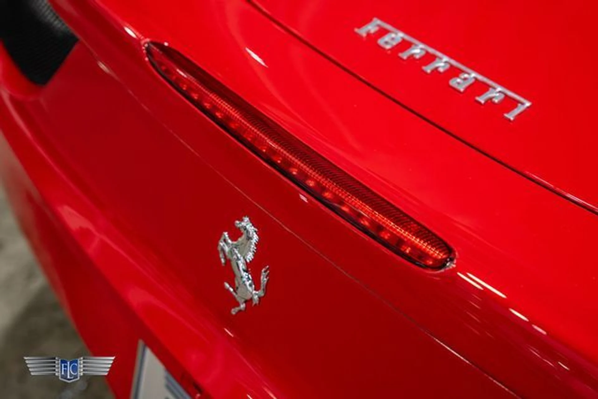 mph031_737417933_used_2011_ferrari_458_italia_2drcoupe_9689_23088468_36_640_8bd421b1d0