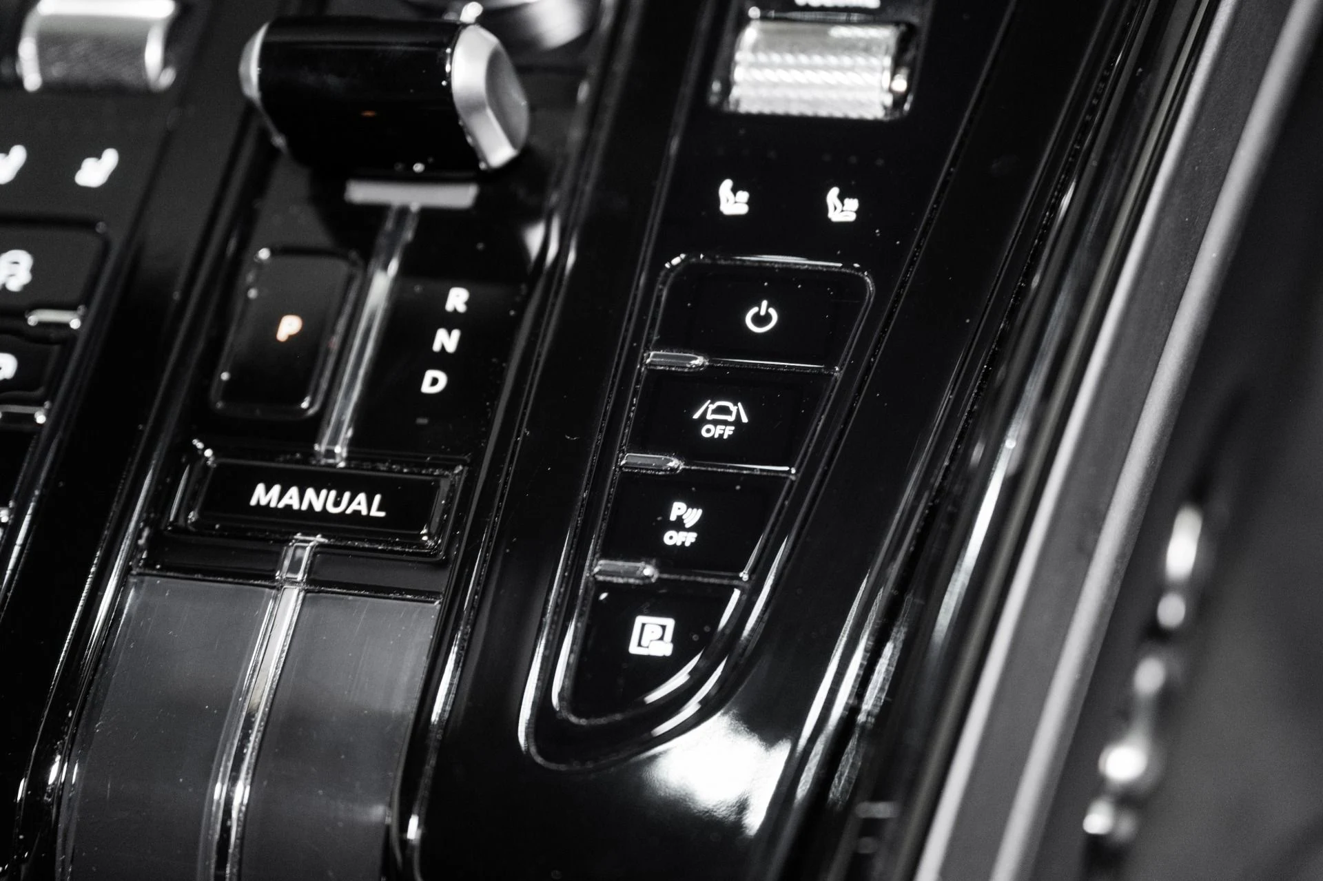 mph031_741804469_Used_2024_Aston_Martin_DB_12_V8_1773165102_f41615419a