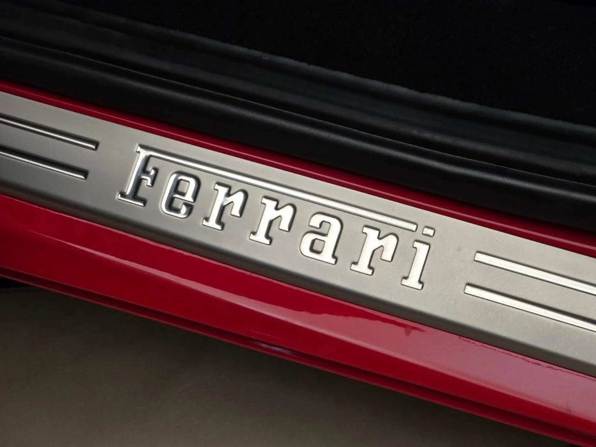 mph031_746497900_Used_2020_Ferrari_F8_Tributo_1775896816_2ac2986ac5