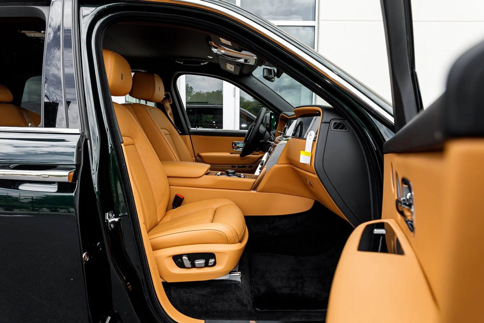 mph031_747233272_268f9a45076666fff05763bf352c2021x_06046b5e6c