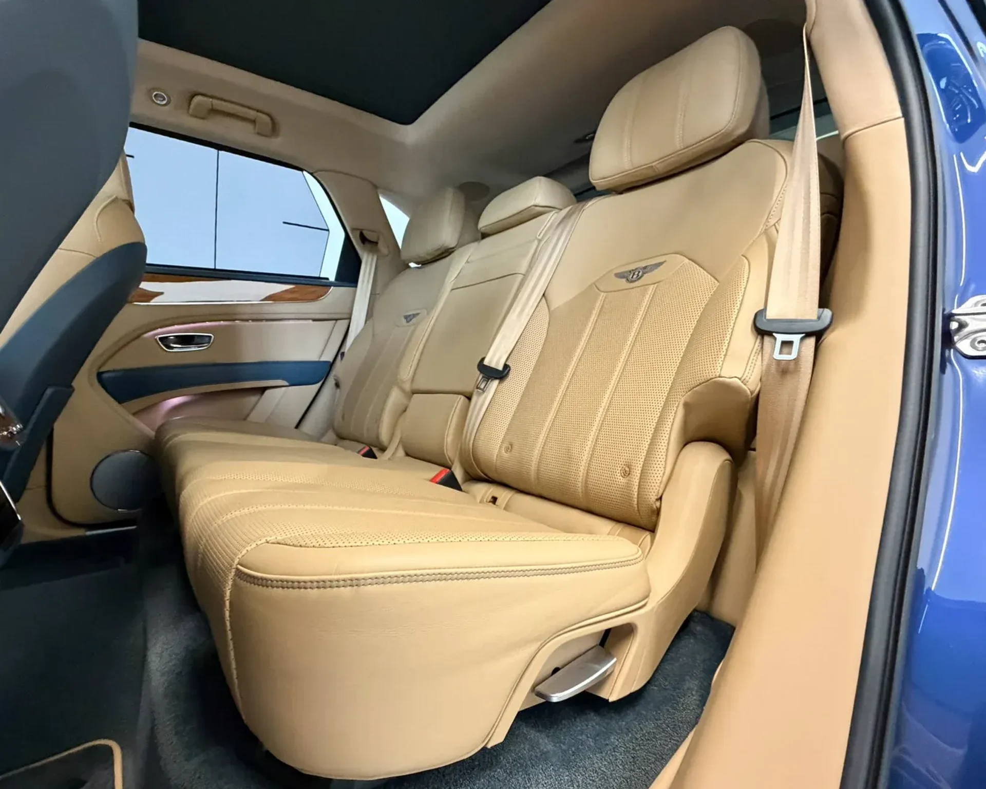 mph031_747937470_cdd89c81a398f6608d91740a0b8b2caa_ebf7c32a9a