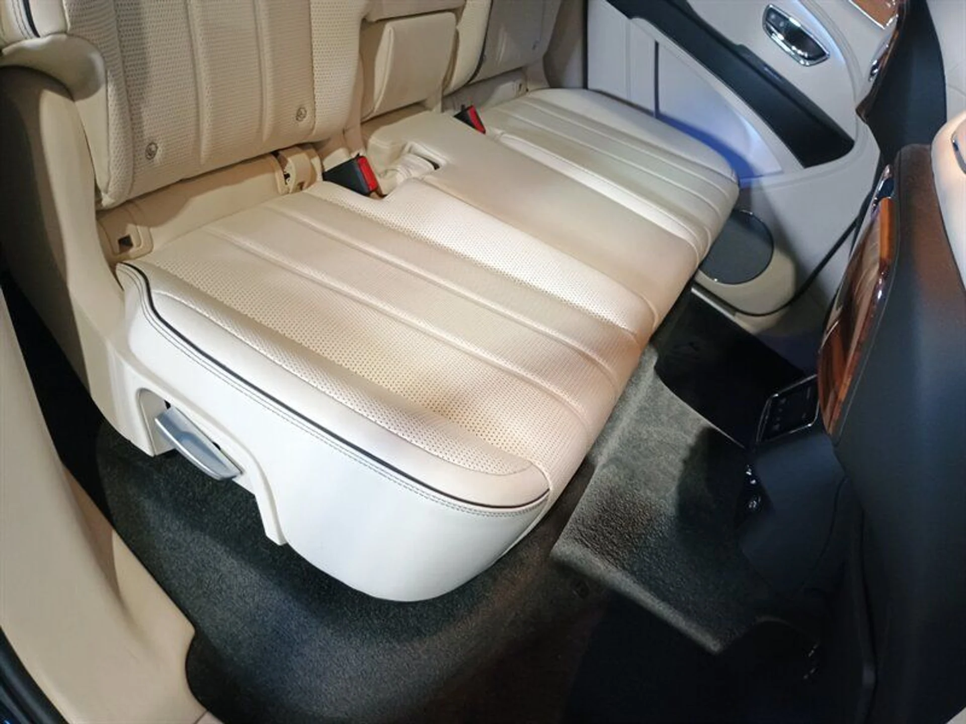 mph031_775994458_98303e5f65_800_ee736a5905