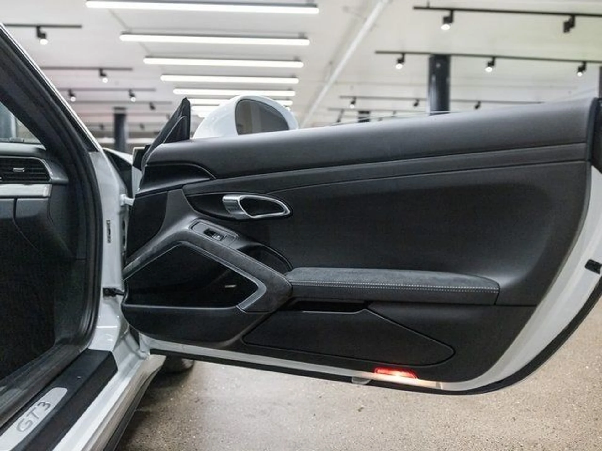 mph031_780757152_32_4c11a42fde