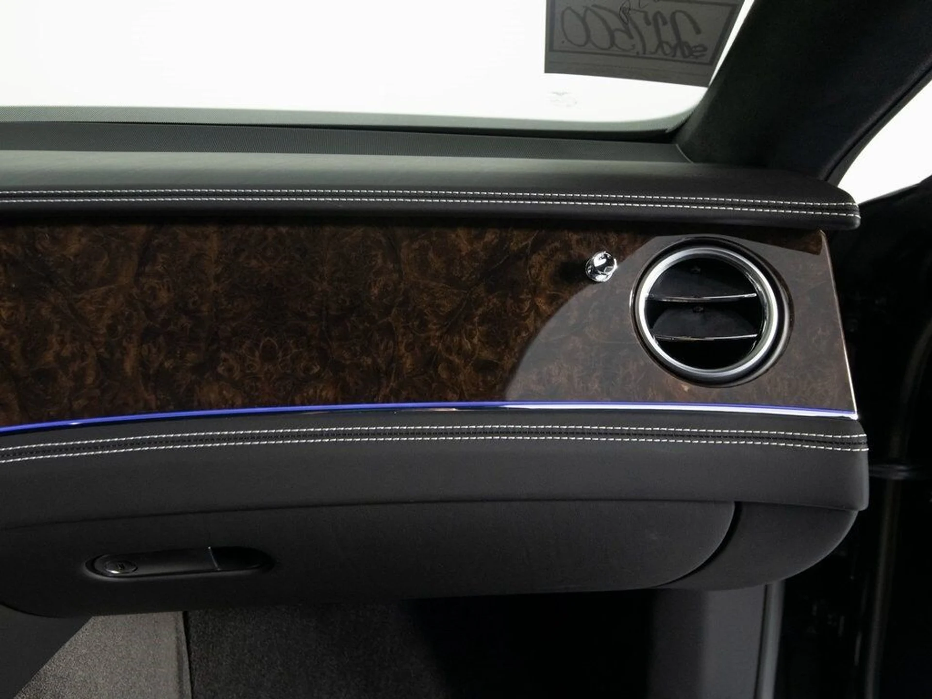 mph031_7827126_0bfa785cf52be17c2516b060e1a4b080x_5158d75343