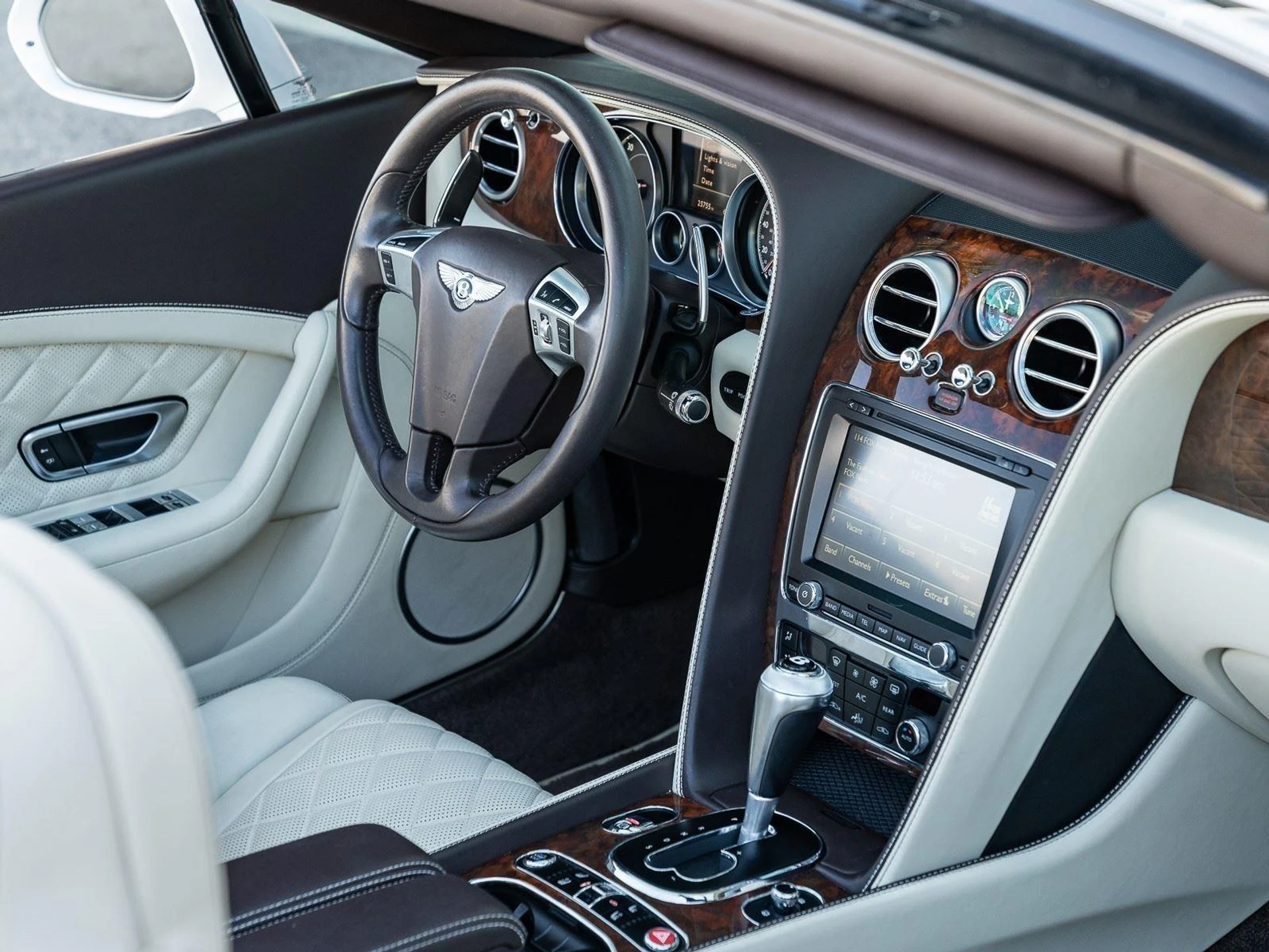 mph031_78347926_Used_2018_Bentley_Continental_GT_1767952847_7a08a9d9e2