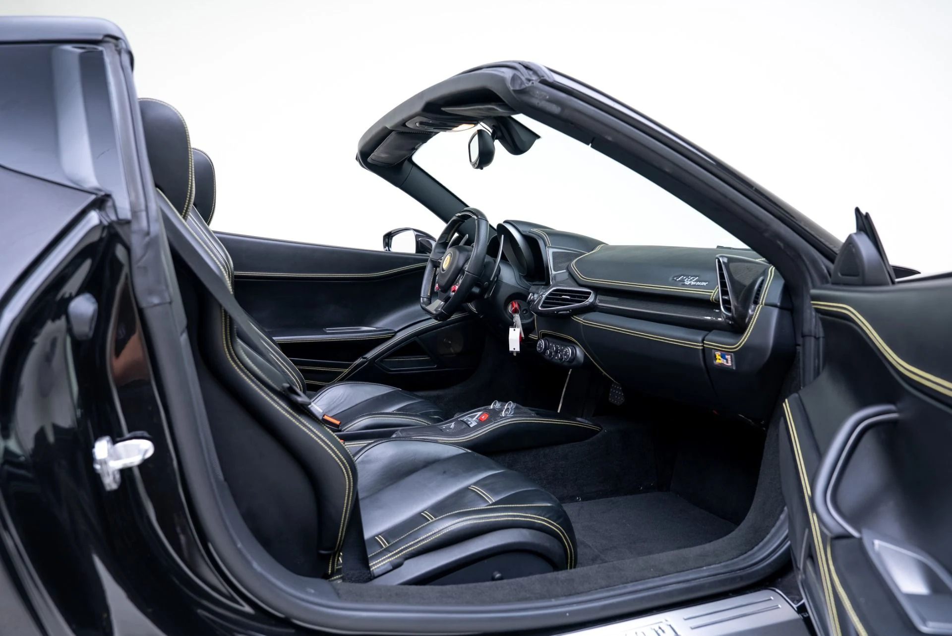 mph031_786293237_Used_2015_Ferrari_458_Spider_1768509938_5242fbea87