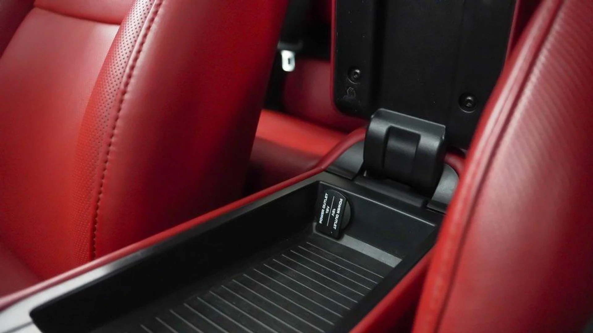 mph031_786574227_ixg_HYCGQWCX_Be_VOOK_Qn_Ch_1_I8ik_3253228126