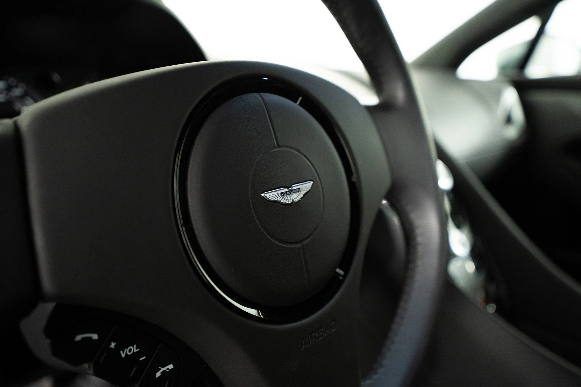 mph031_787772397_64515fce3b3e454baa7bdc61589fa3e4_931eb3b902