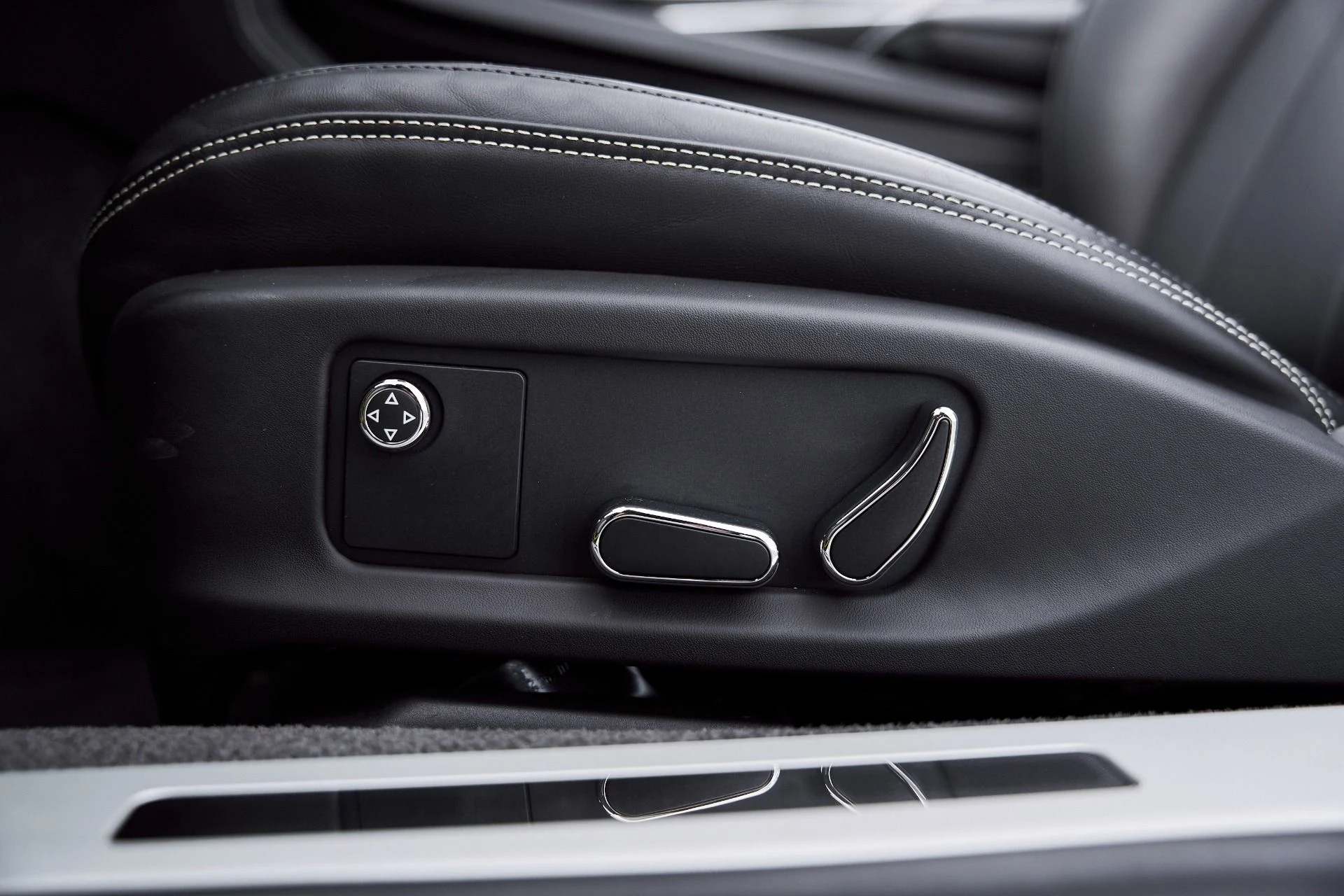 mph031_791733815_Used_2022_Bentley_Continental_GT_V8_1766800376_ffc939e113