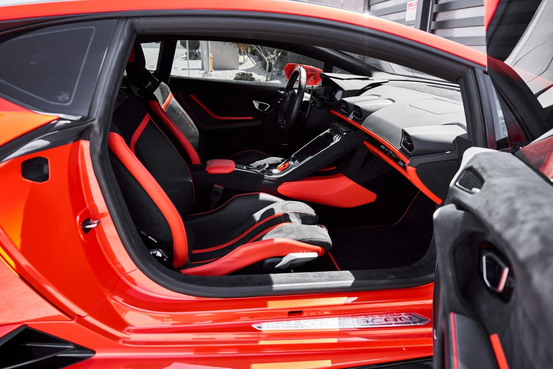 mph031_794113601_Used_2023_Lamborghini_Huracan_Tecnica_Base_1776477101_bba4143aae