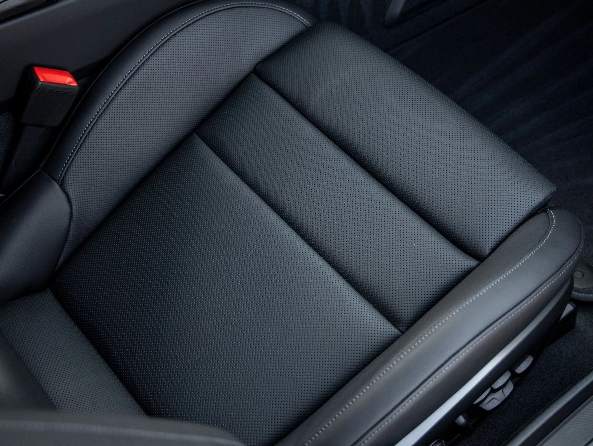 mph031_794886751_32_cae38aca10