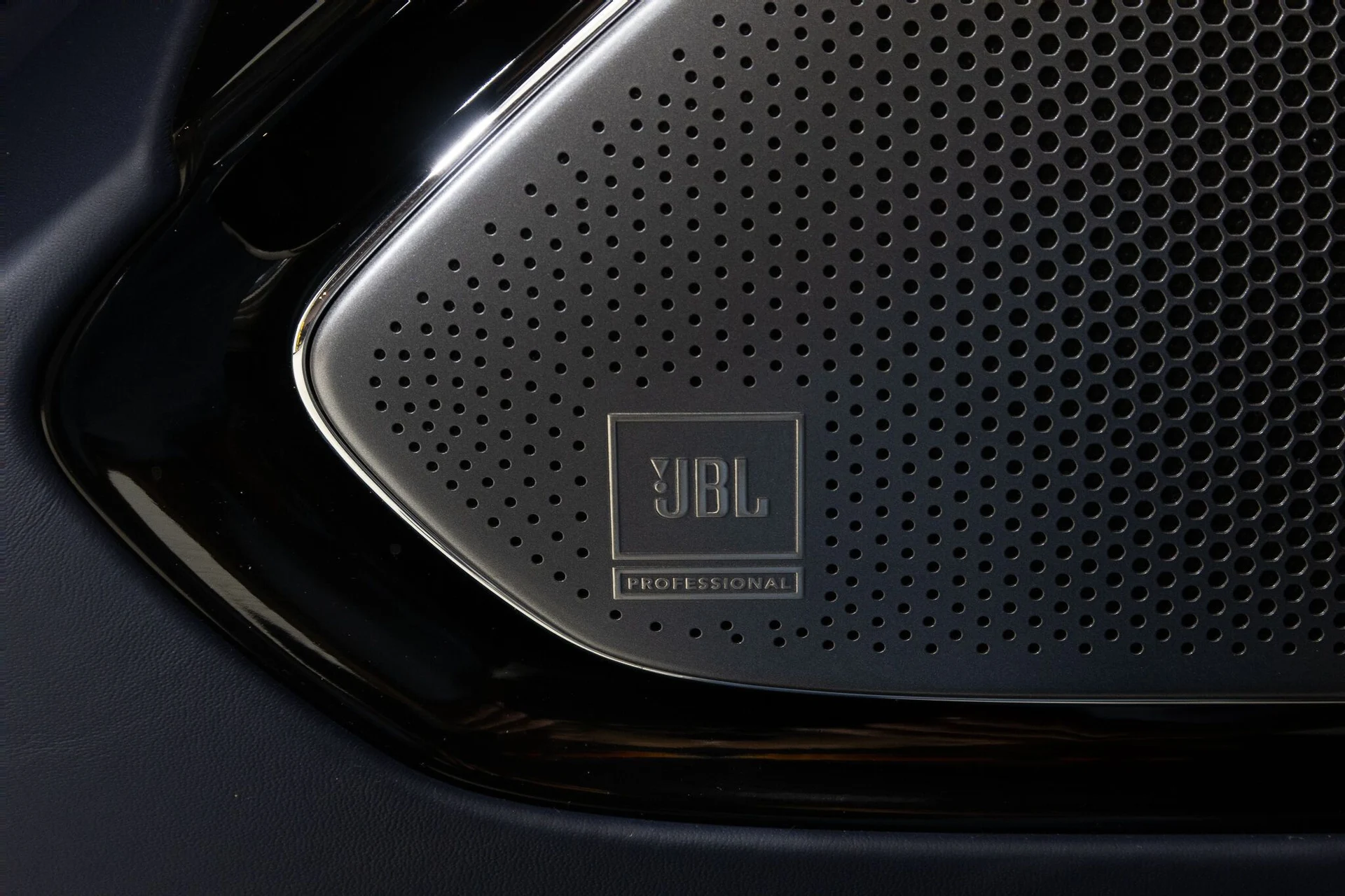 mph031_79884125_1048ca84384090f375b9fc283251c98c_e30a368c64