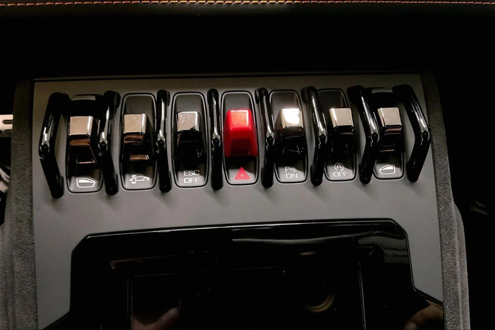 mph031_799915988_e61a0e7f7a5cec3ff75e40e836f9f9a6x_4f6420f91a