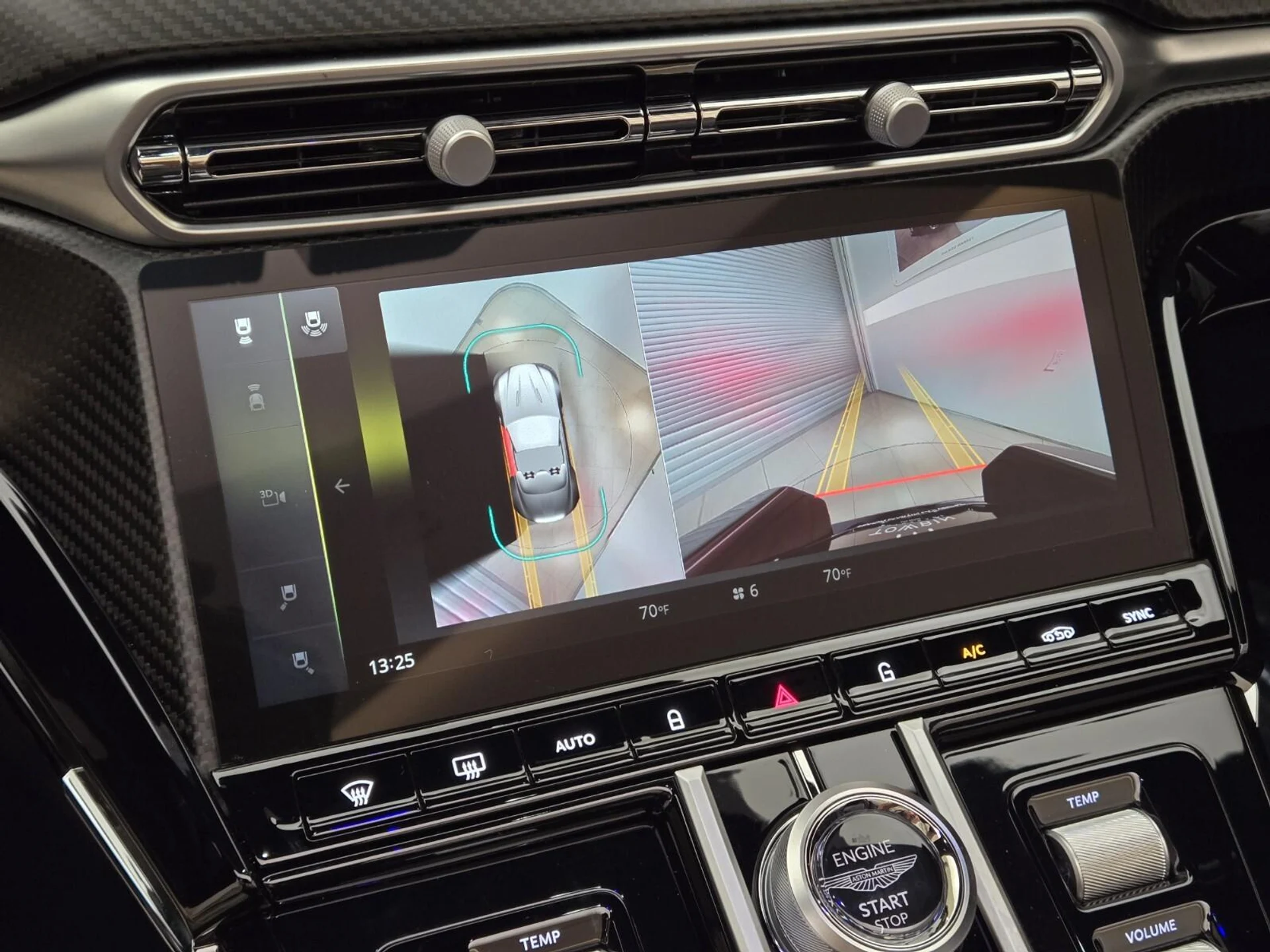 mph031_80021136_New_2026_Aston_Martin_Vantage_1768889973_a1c347d527