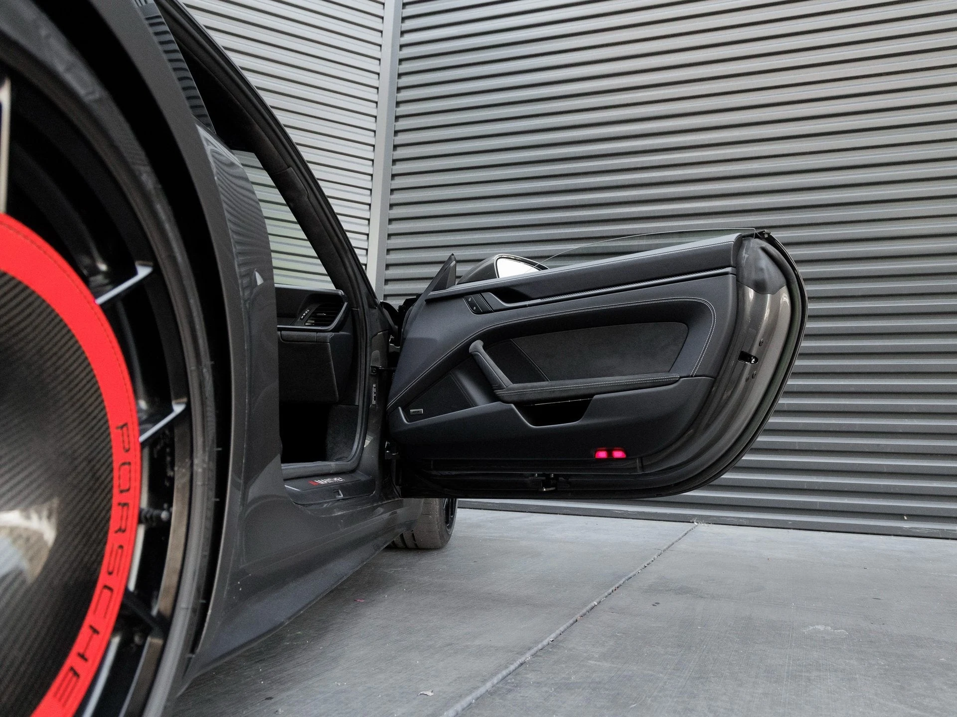 mph031_802927469_32_8d0d268d28