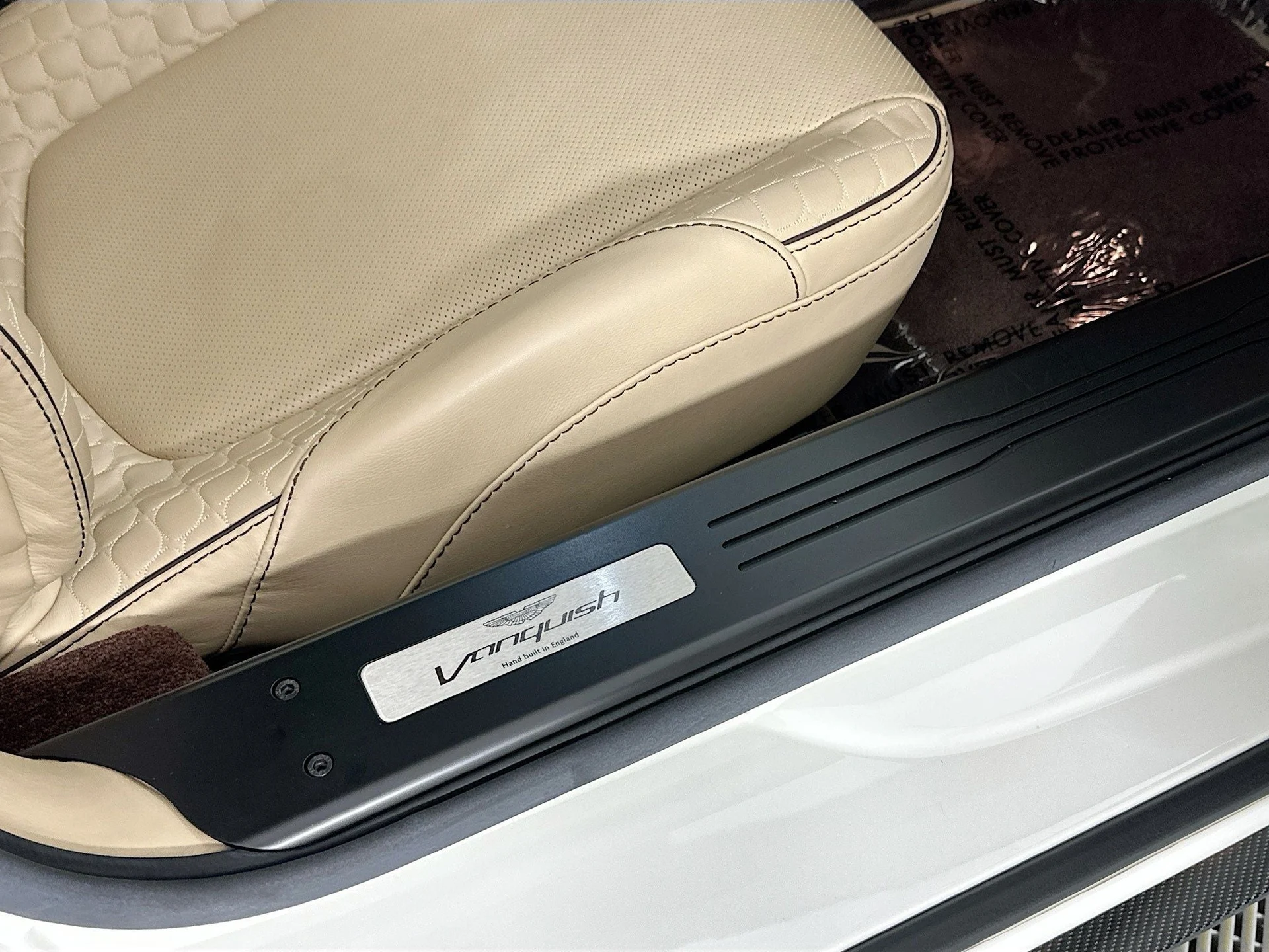 mph031_811281917_32_f138b6afc5