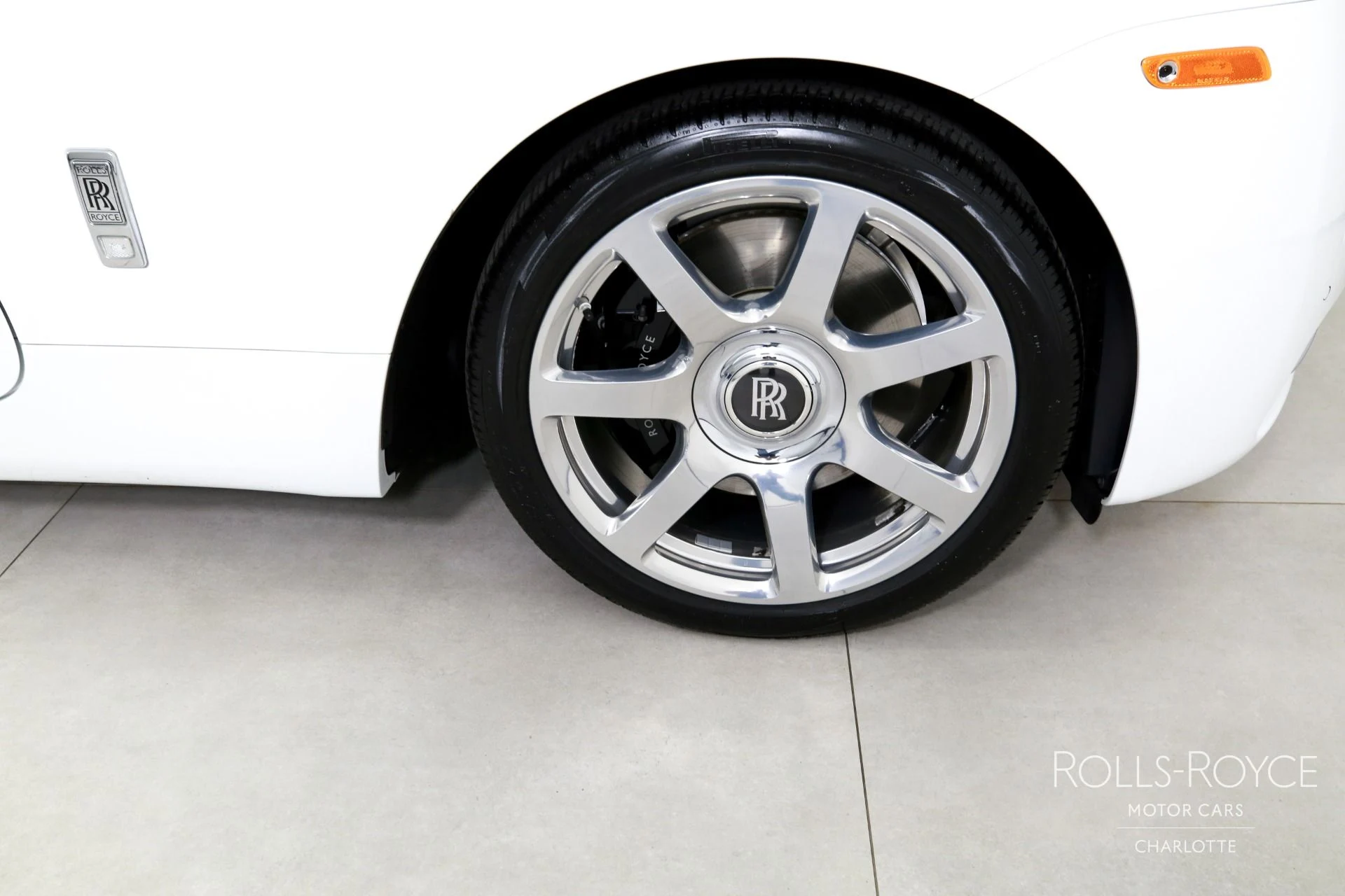 mph031_81858510_Used_2014_Rolls_Royce_Wraith_1778858283_73c15a2cd5