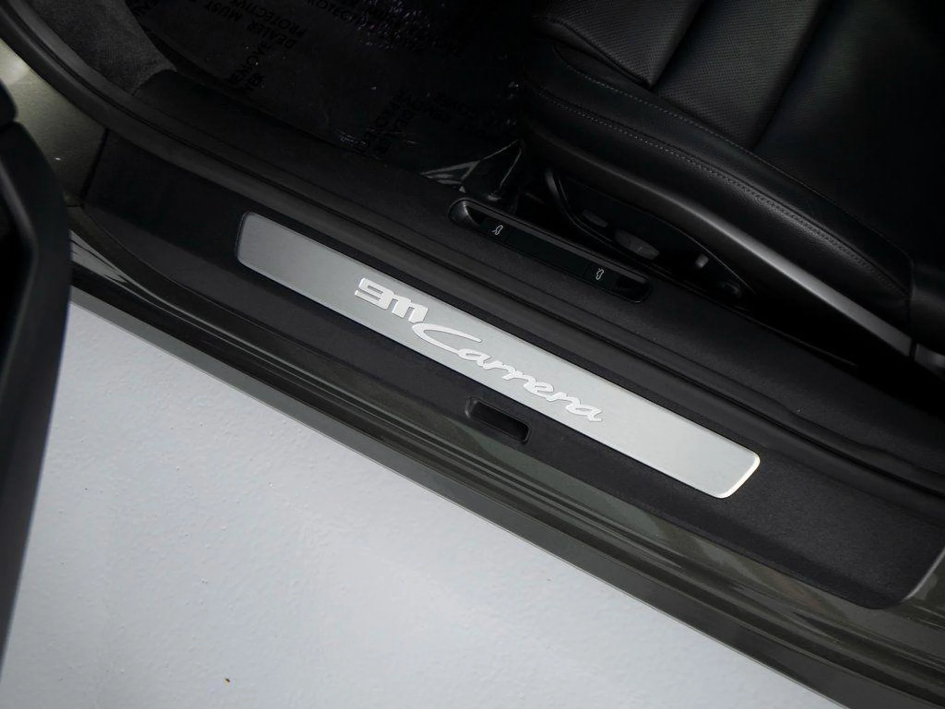 mph031_819017541_vcw8yvto_XP_Ry_Vp_Sr9_DGUA_Rd3_C_Wk_8e73c8573c