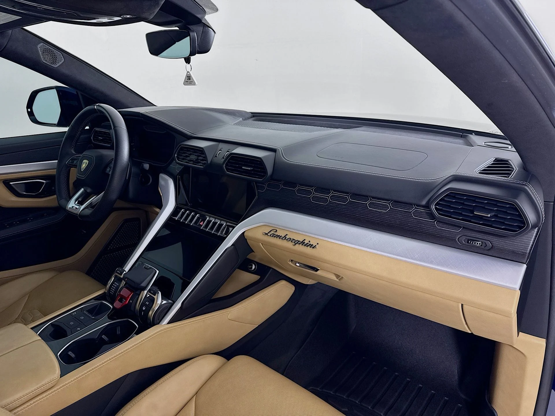 mph031_822047289_3a5dcee61e69c81b3e61c4a6b03cc50bx_bc81eea694