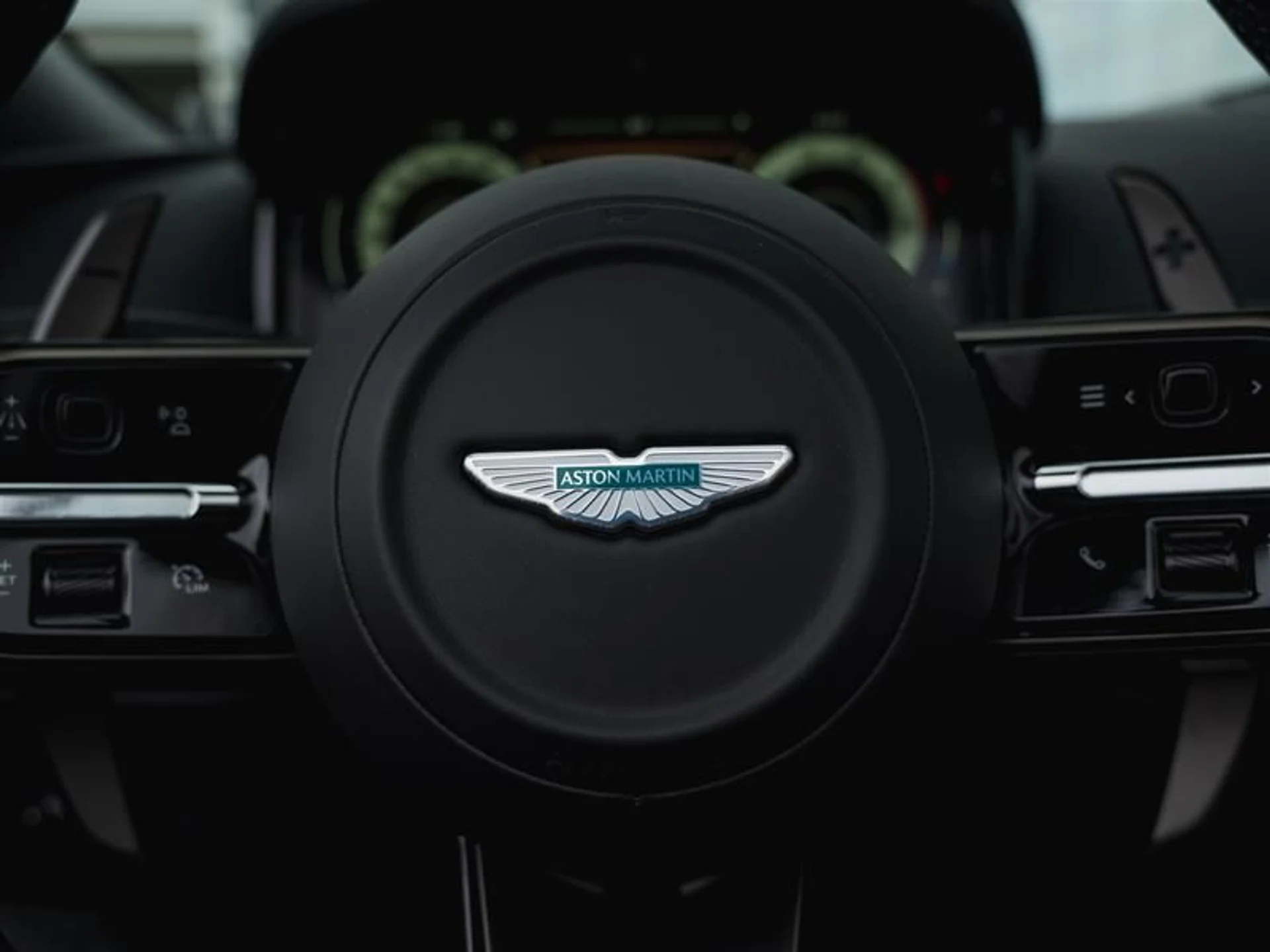 mph031_822165431_h1qmo12g_847aa6a325