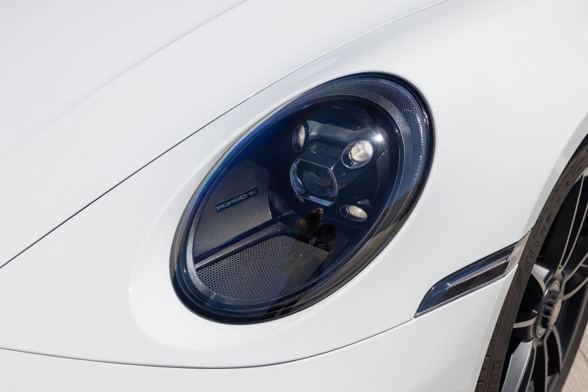 mph031_822836932_Used_2024_Porsche_911_Targa_4_GTS_1781911832_1814760f9f