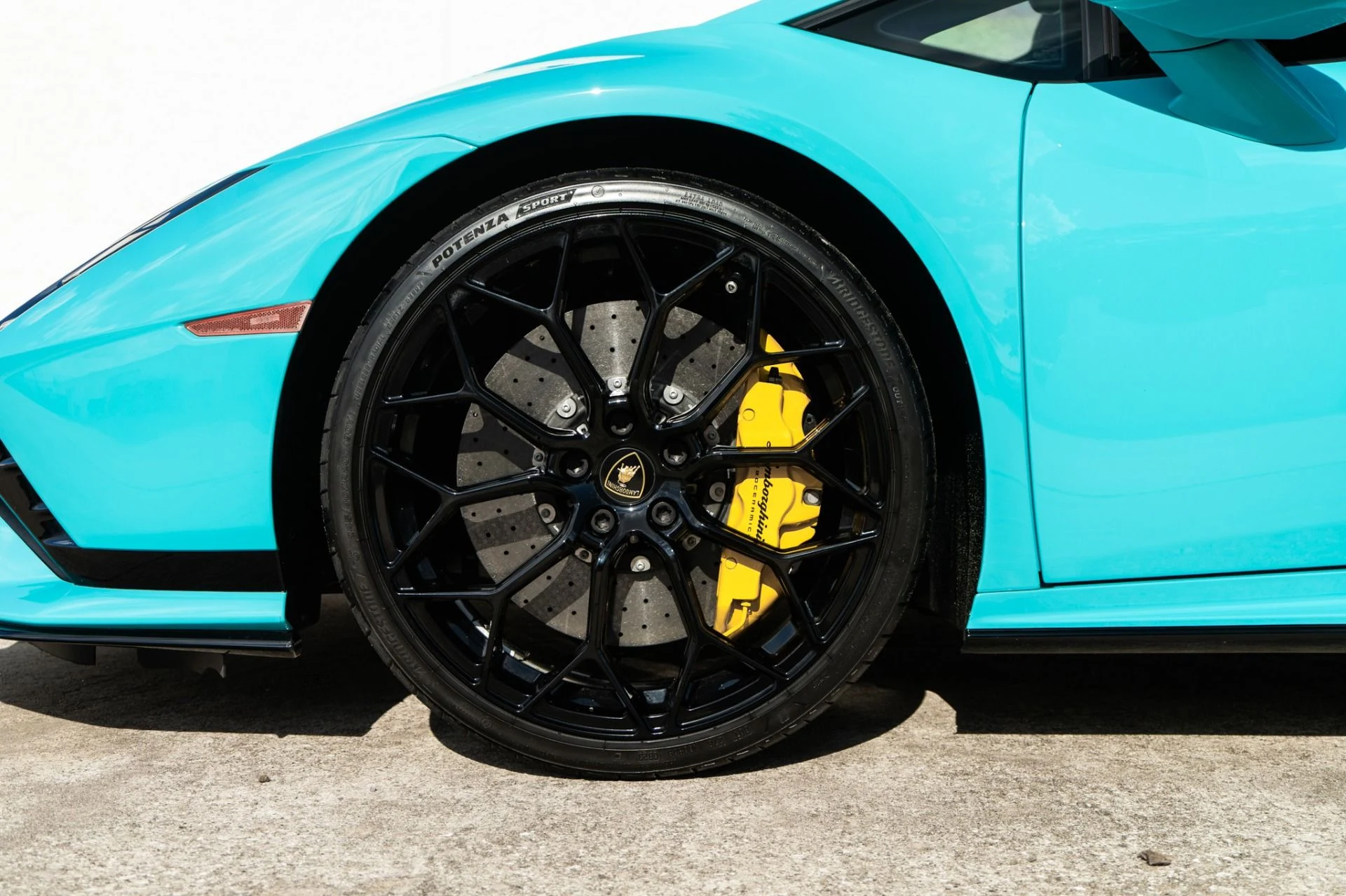 mph031_826051969_Used_2023_Lamborghini_Huracan_Tecnica_1779493842_351d83782f