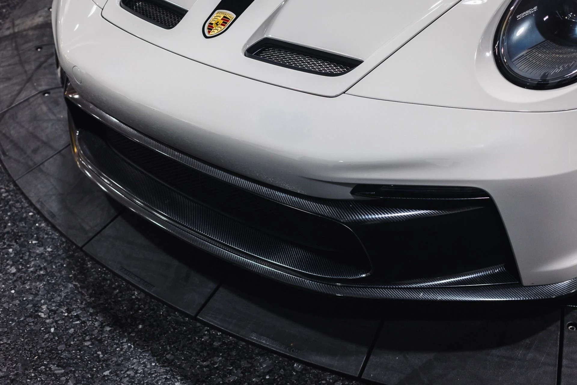 mph031_82752158_Used_2022_Porsche_911_GT_3_Chalk_CC_Bs_Tasteful_Upgrades_1775764800_e84e5dc484