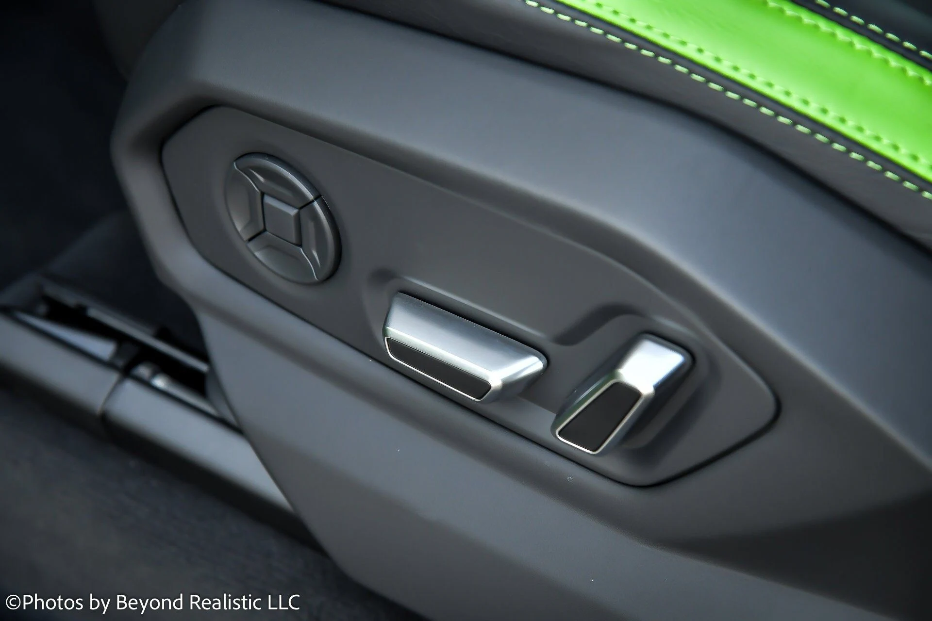 mph031_82956287_9284660d961b570f7478b6a150eeecbcx_356983a056