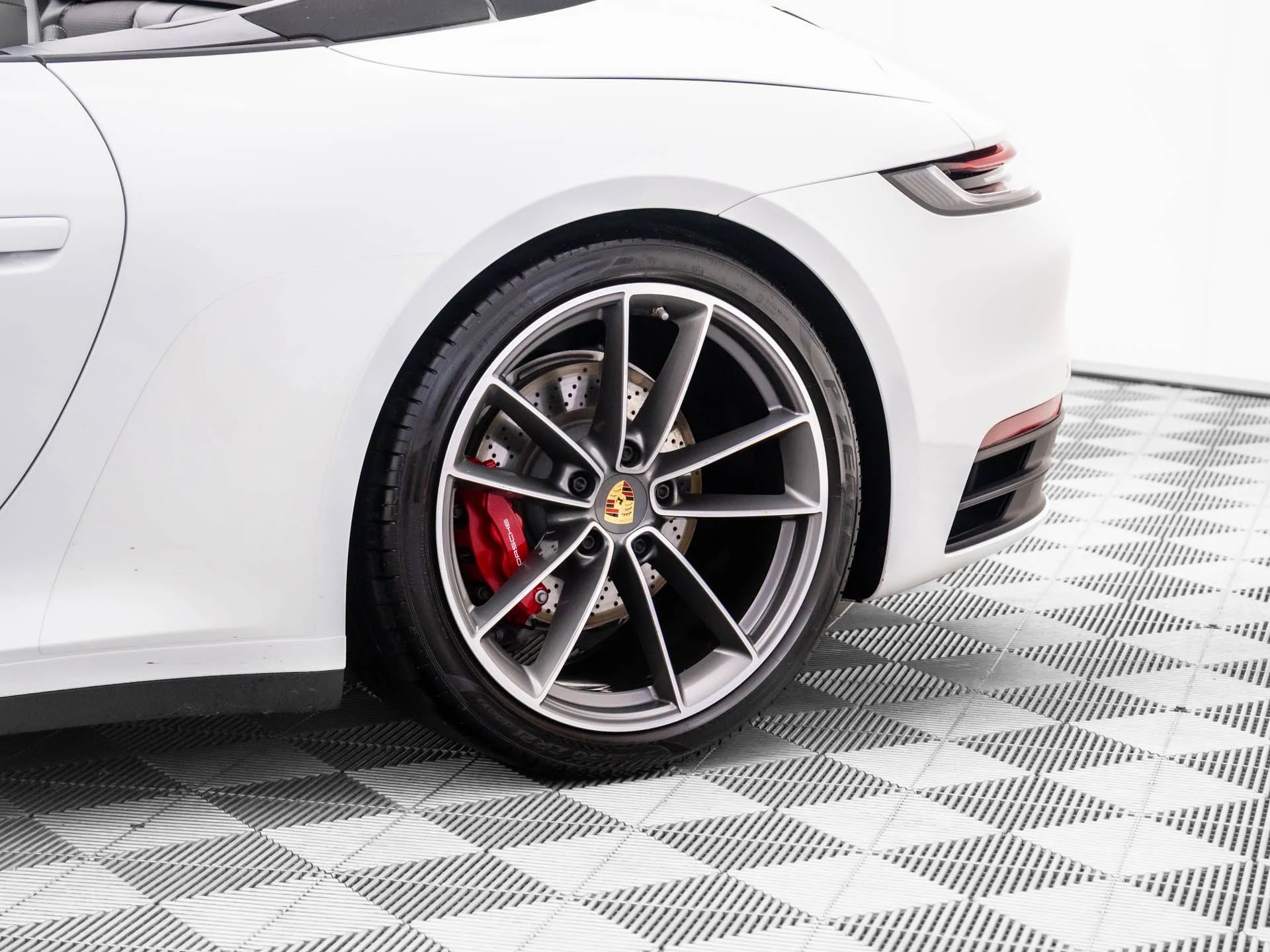 mph031_829772613_fbb57cee7636dd51ec94e793efcafc6bx_e7017aff70