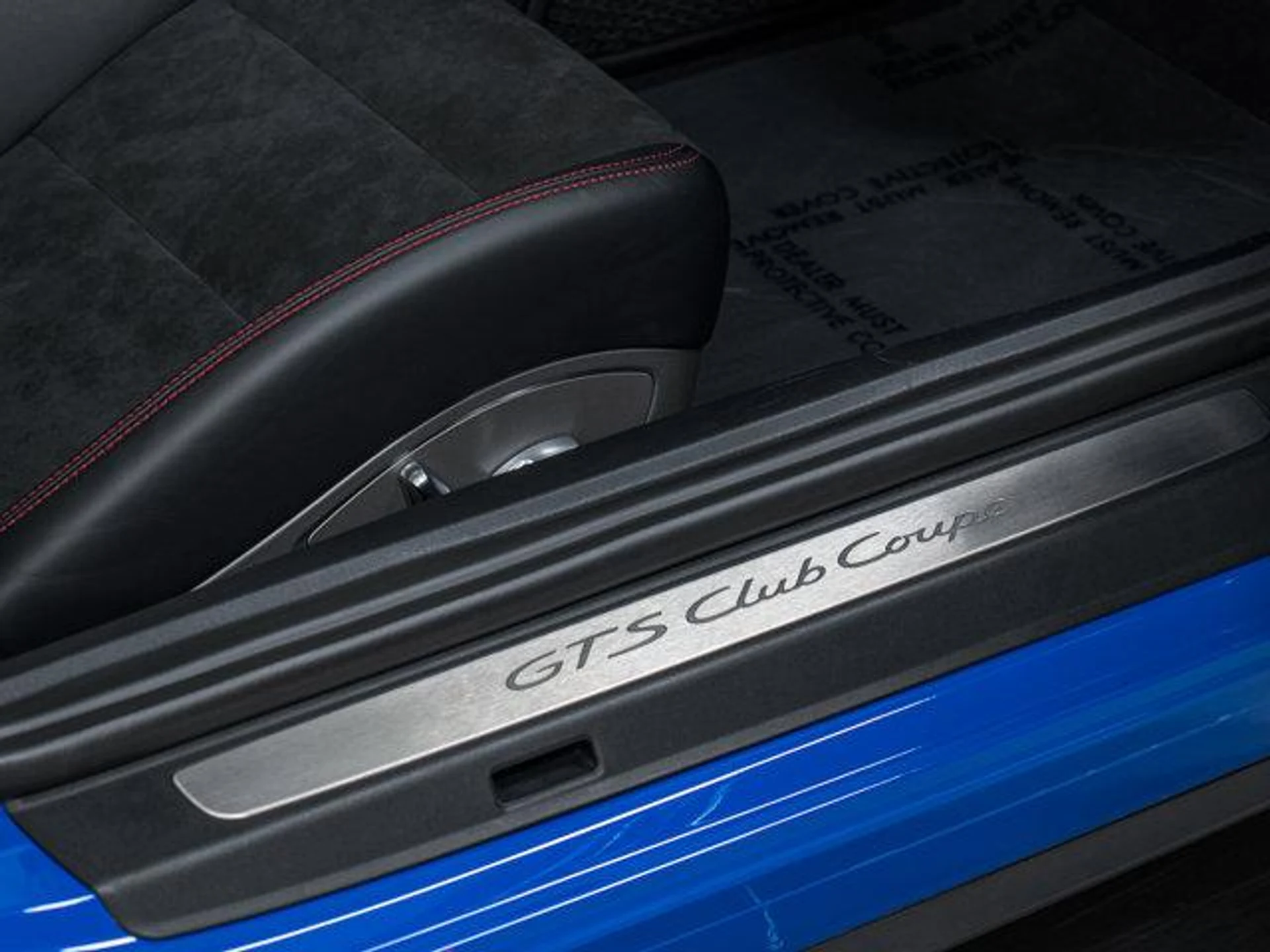 mph031_829899304_hx_Df_Jlr_LSP_Ra_Cg4_Z4_Zpz_Uvcz0uo_8cb4e272f7