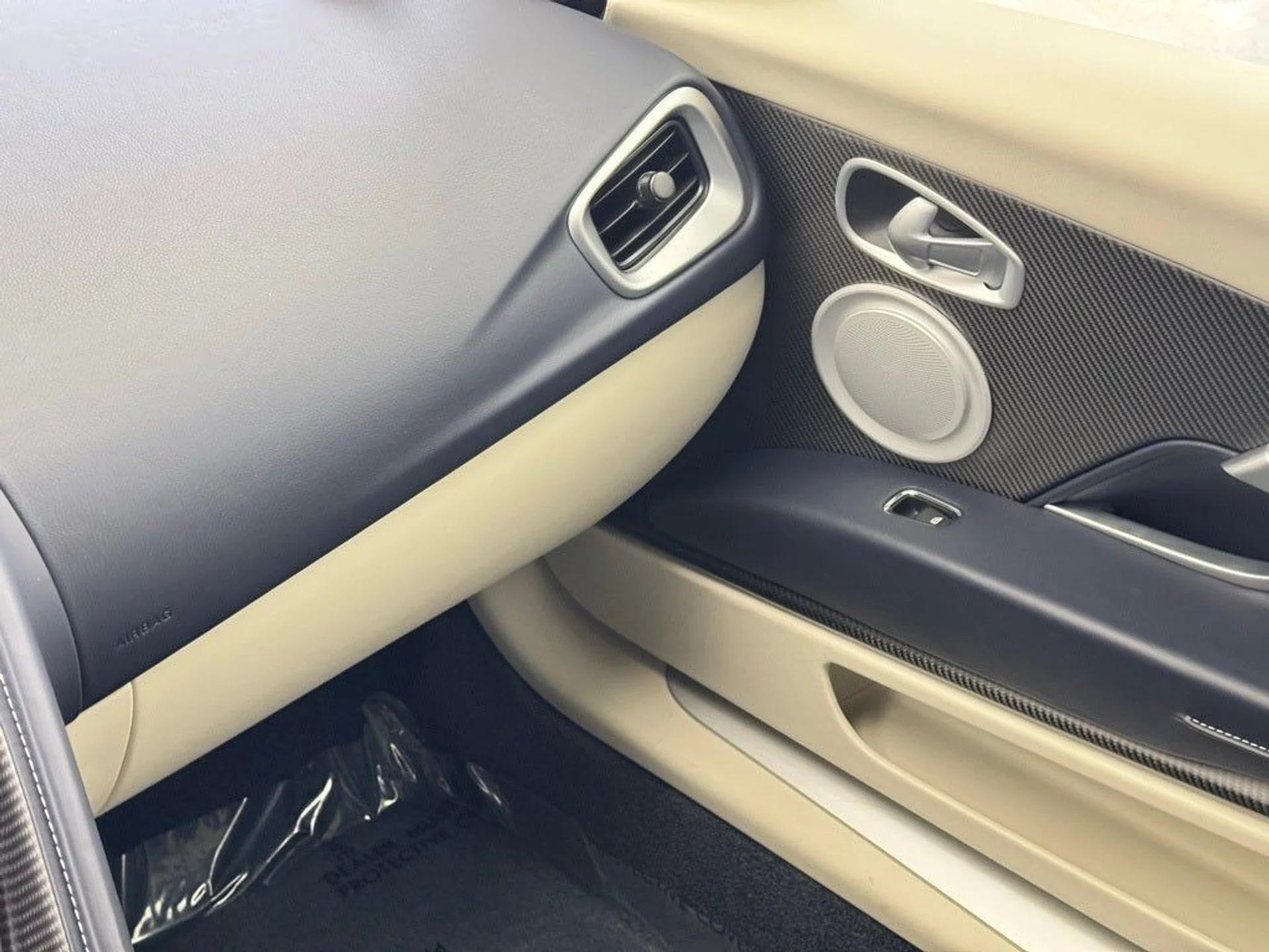 mph031_832264990_32_c02a4c3ef5