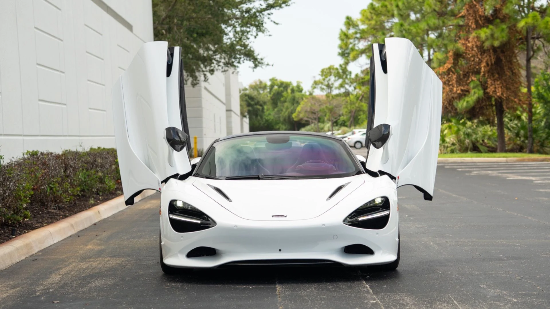 mph031_840638163_Used_2024_Mc_Laren_750_S_Spider_1753306254_e713a6c7f6
