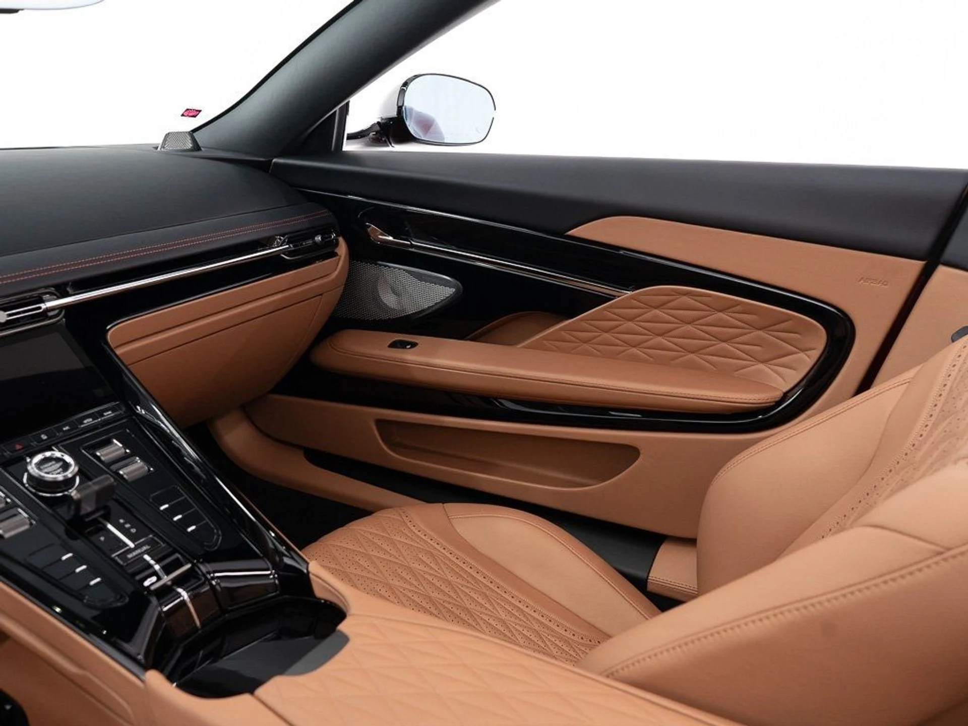 mph031_84489680_f3e51bf87b1da4c705de1b803bd04d8e_07f8462b70