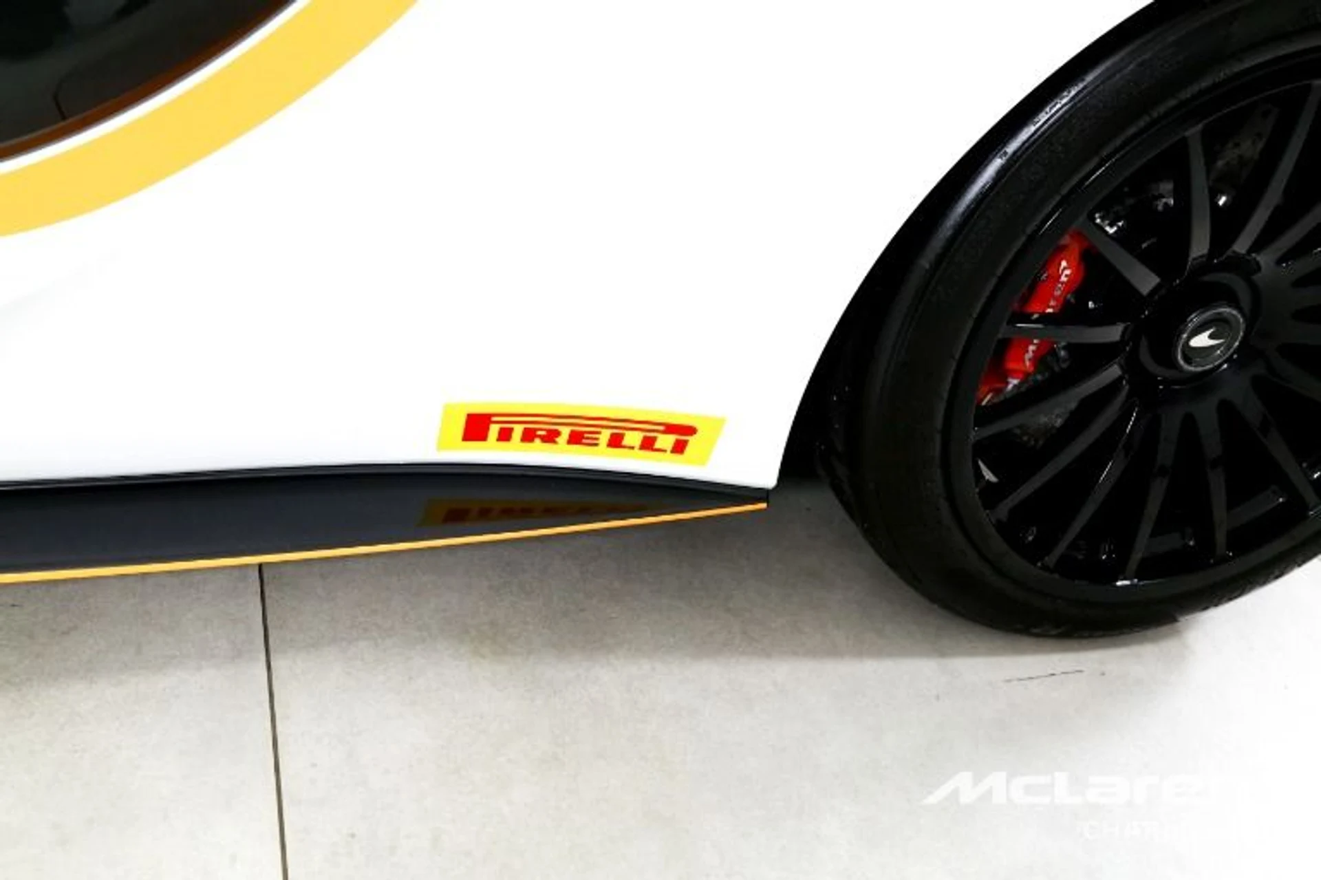 mph031_846453171_Used_2020_Mc_Laren_620_R_cf343be29d