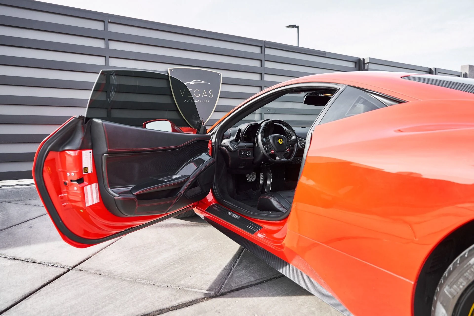 mph031_85365839_Used_2012_Ferrari_458_Italia_Base_1766458158_45c1247a74