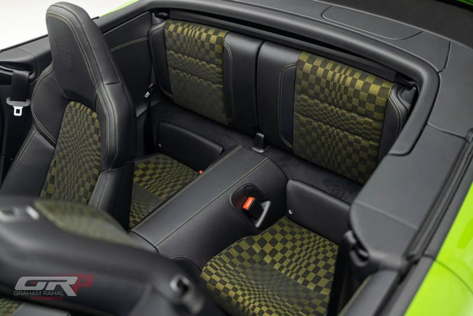 mph031_861643549_A3_BF_8823_343_C_4220_8_DED_653_AE_2_DA_1802_1bb8bffaf2