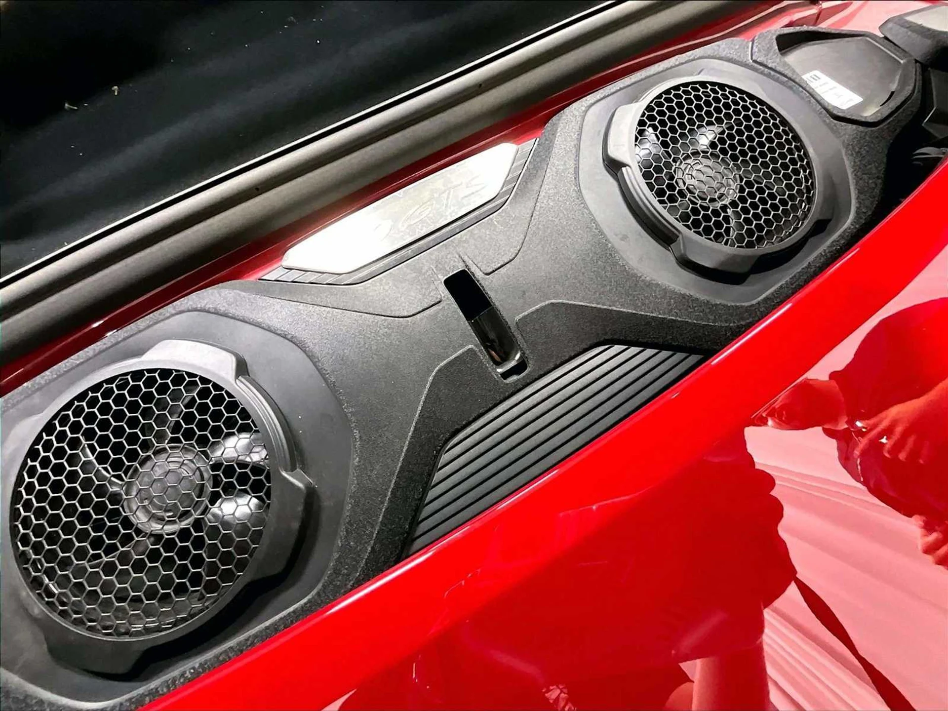 mph031_864779461_cbad321ffd3e251e6108ada78f3d0cc7x_f60ae5df25