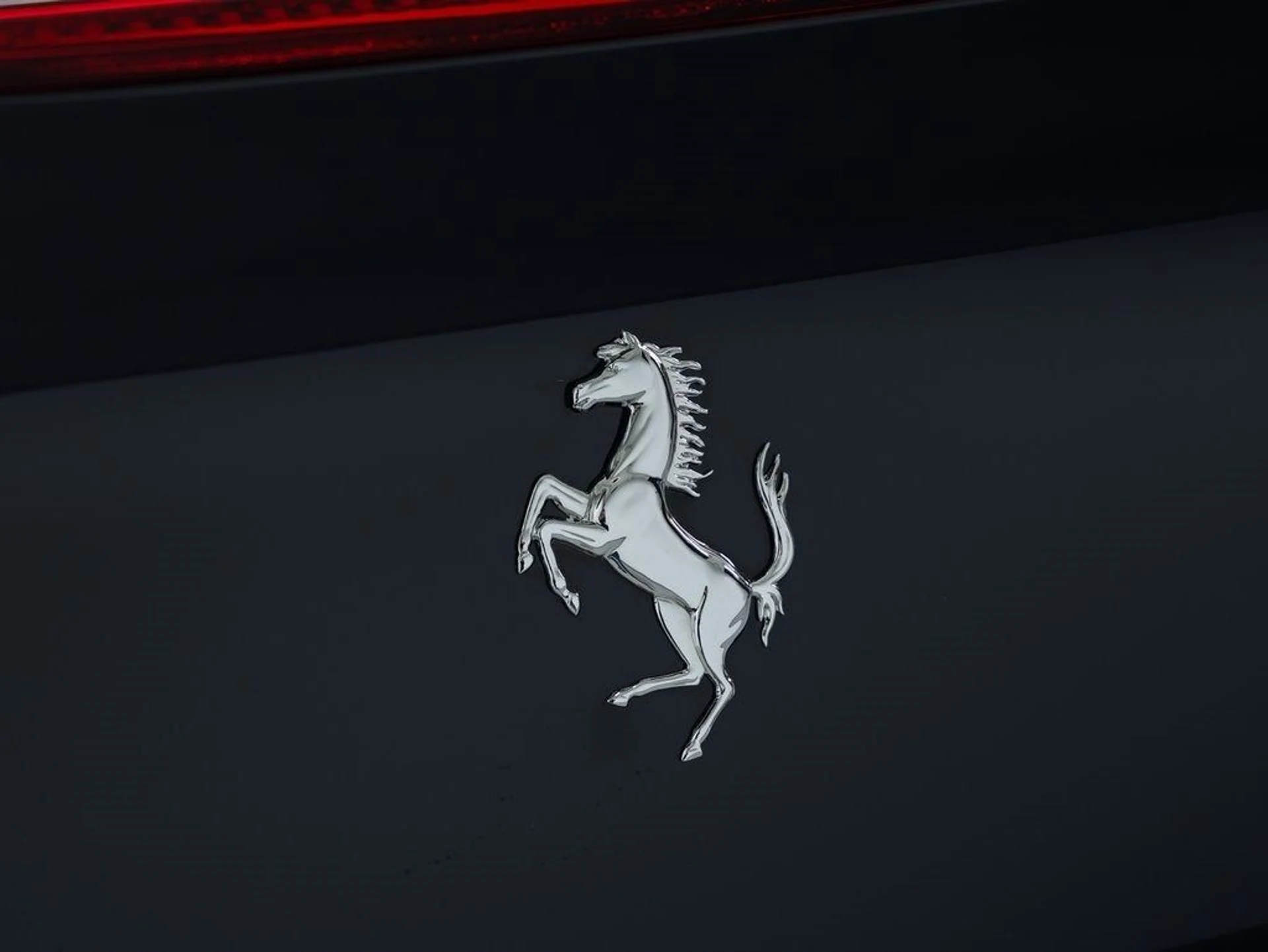 mph031_872706994_32_50c93e57ce