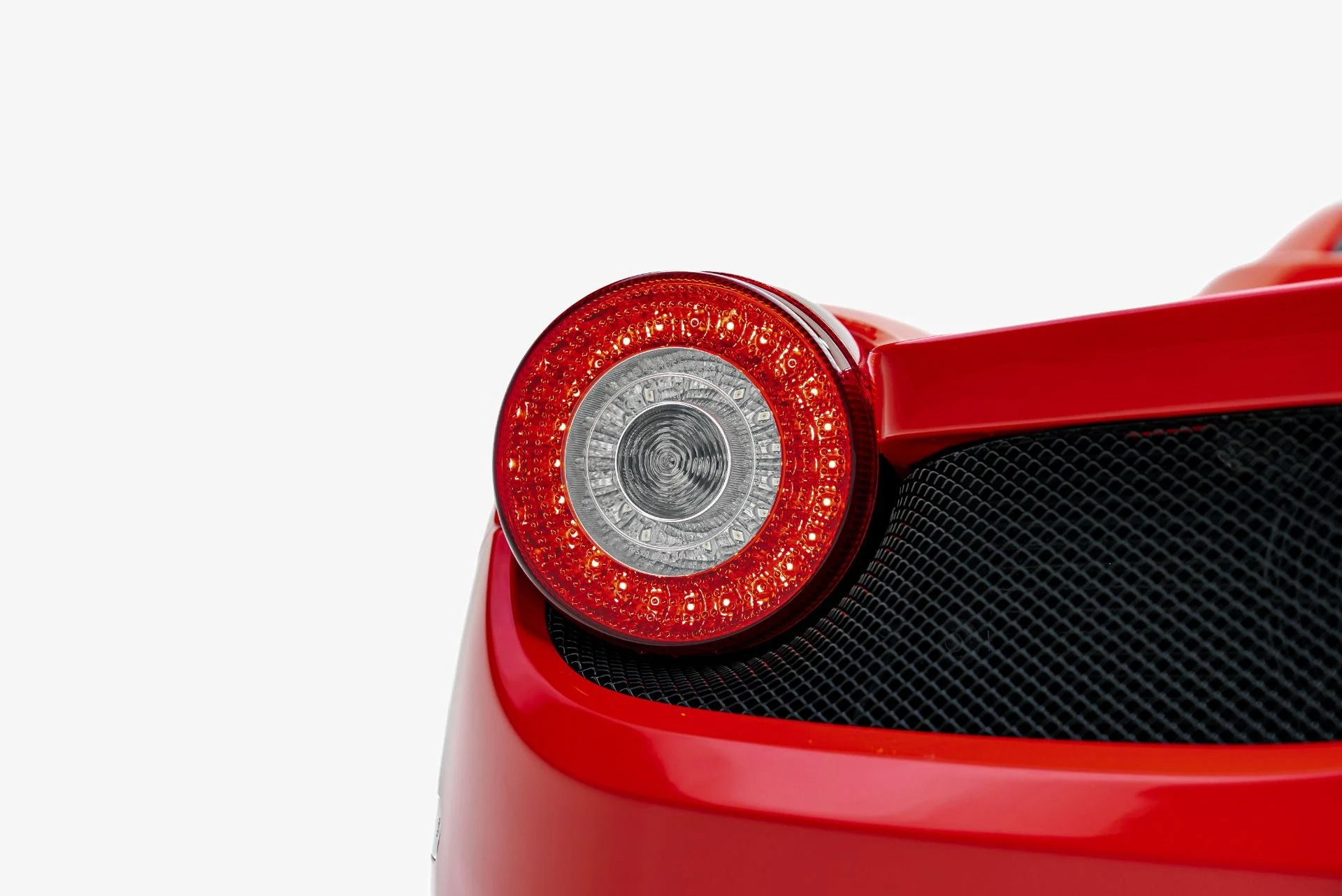 mph031_87349780_Used_2013_Ferrari_458_Italia_1790287941_5a6bedb453