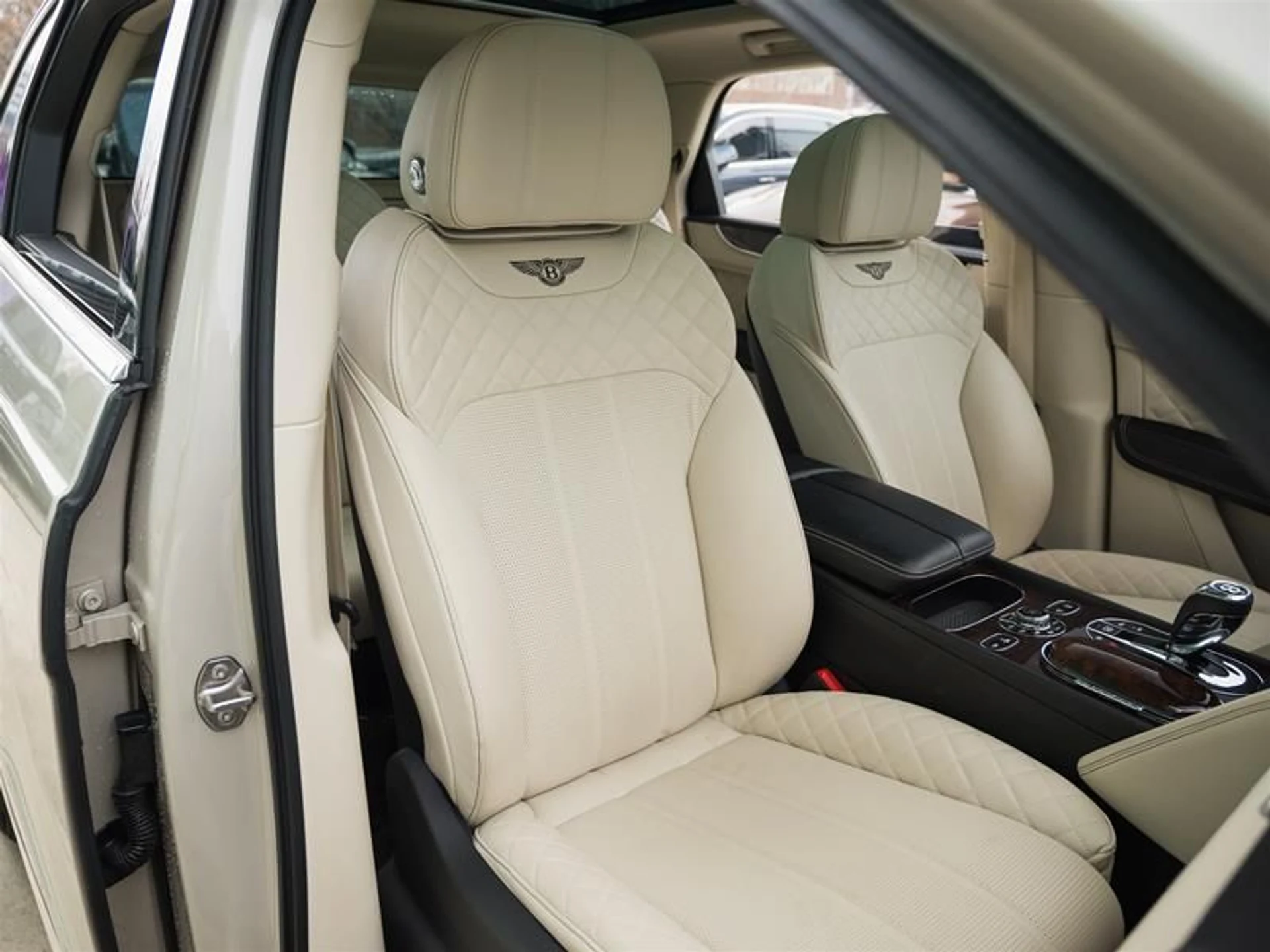 mph031_874651019_tuzprg13_626372af37