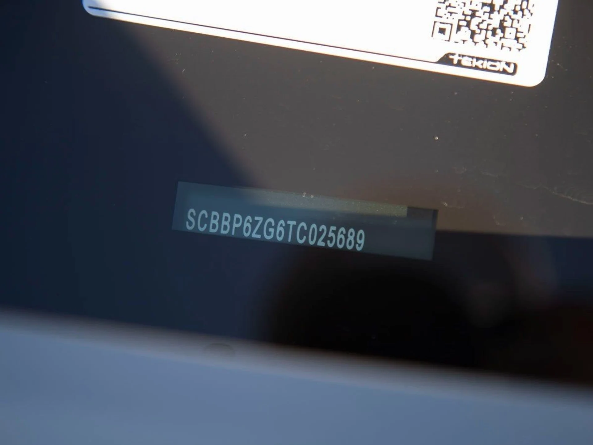 mph031_876538667_32_5e71cf6dbd