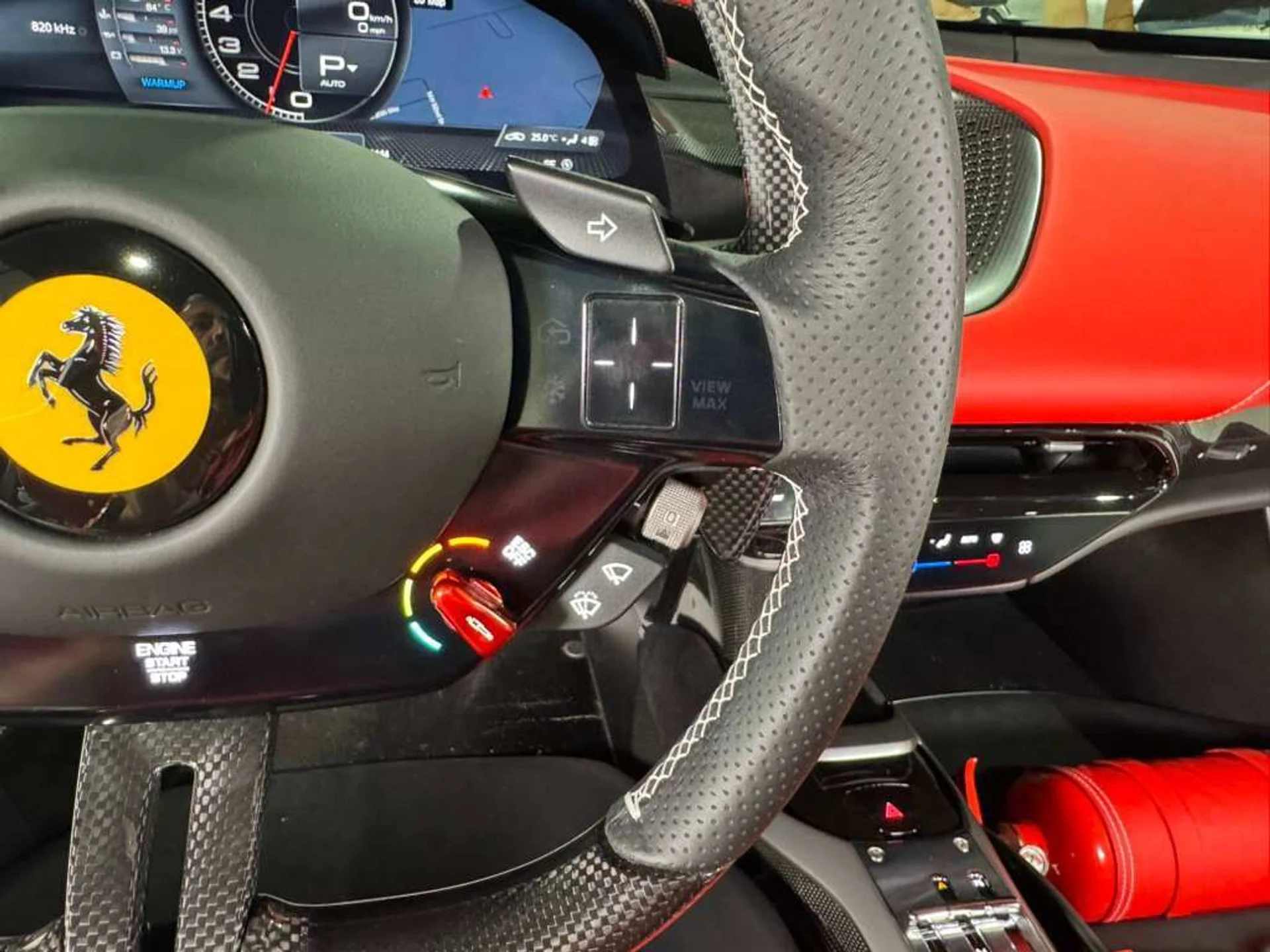 mph031_877301183_53b773ea6f8350441035341634842858_aa45ea5521