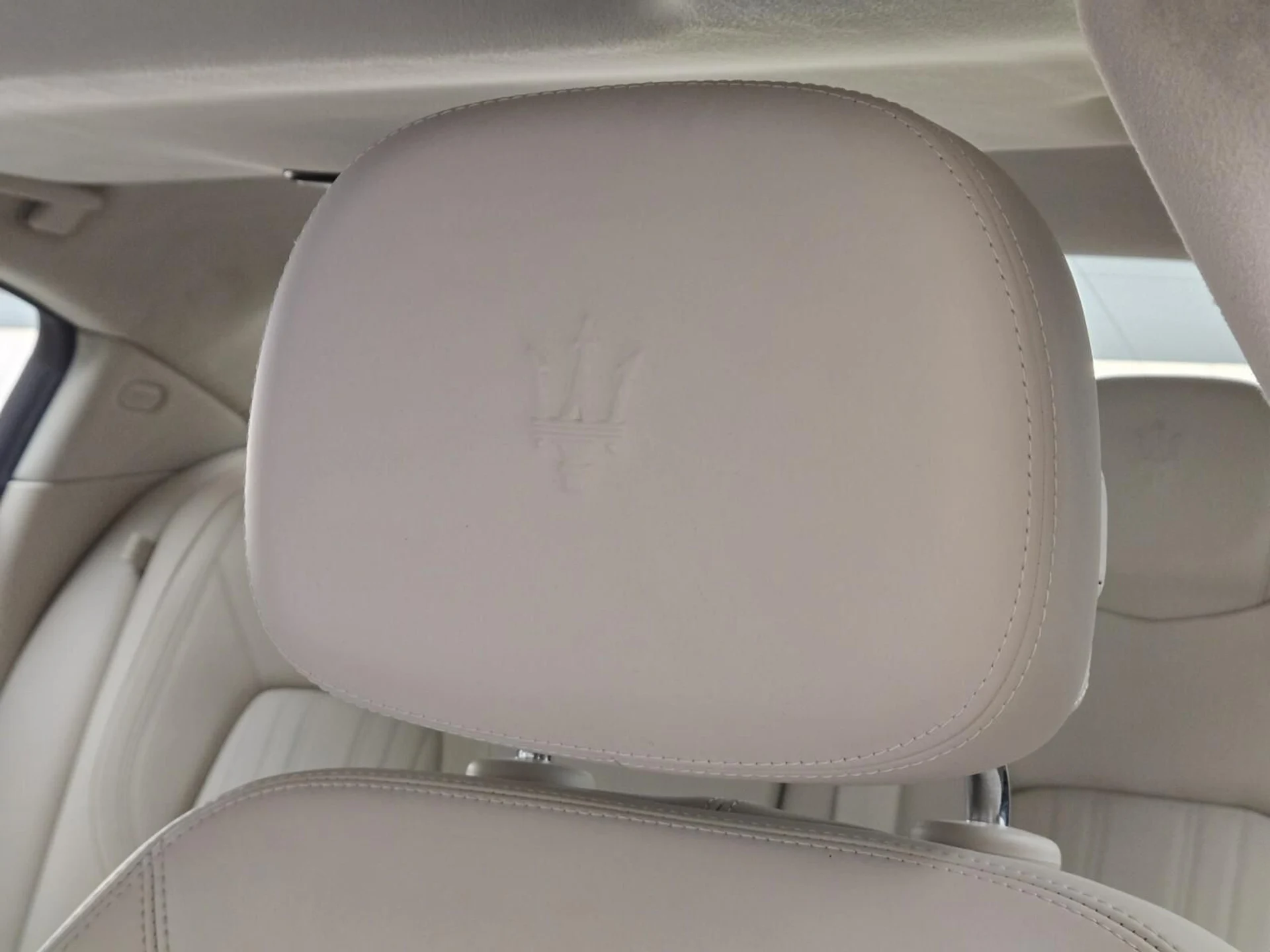 mph031_878090366_Used_2022_Maserati_Ghibli_Modena_1772692338_e01d580365