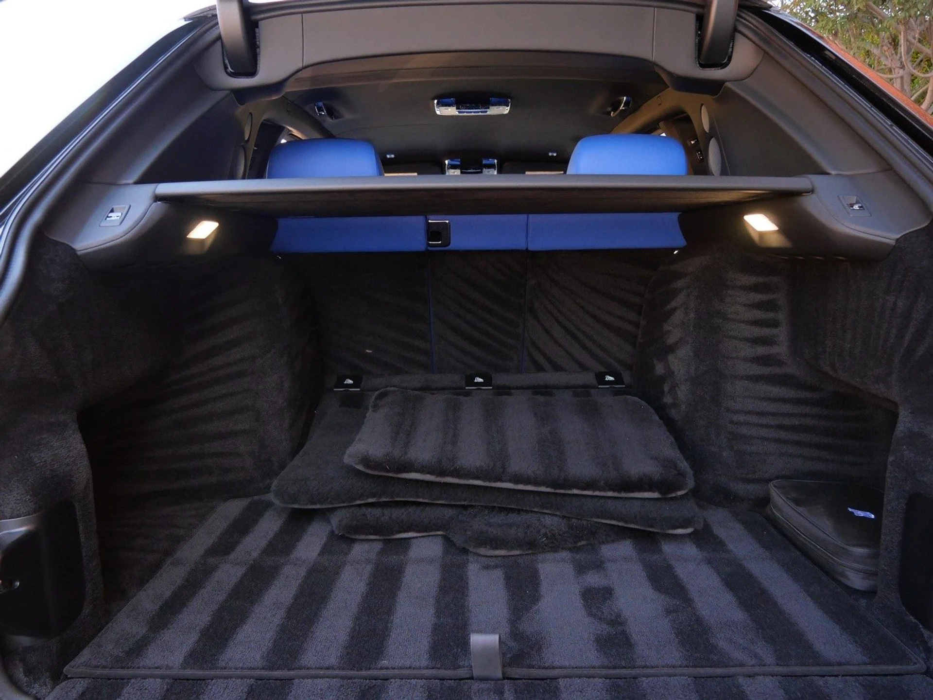 mph031_879796658_af50bb5480bd66cc2a3275b540e23e5cx_6e105a9204