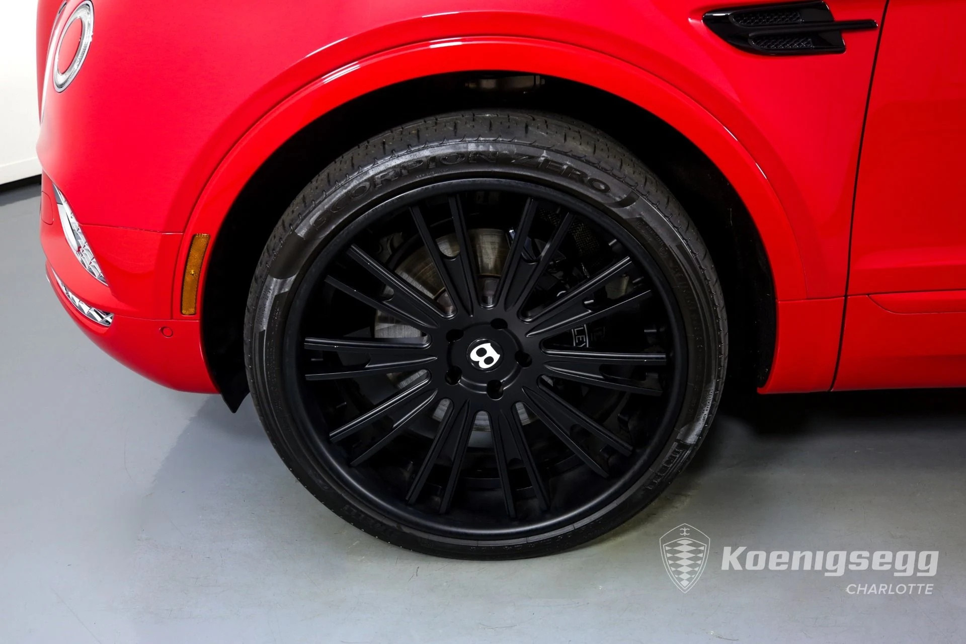 mph031_8836710_Used_2018_Bentley_Bentayga_Onyx_Edition_1673032642_7284744d53