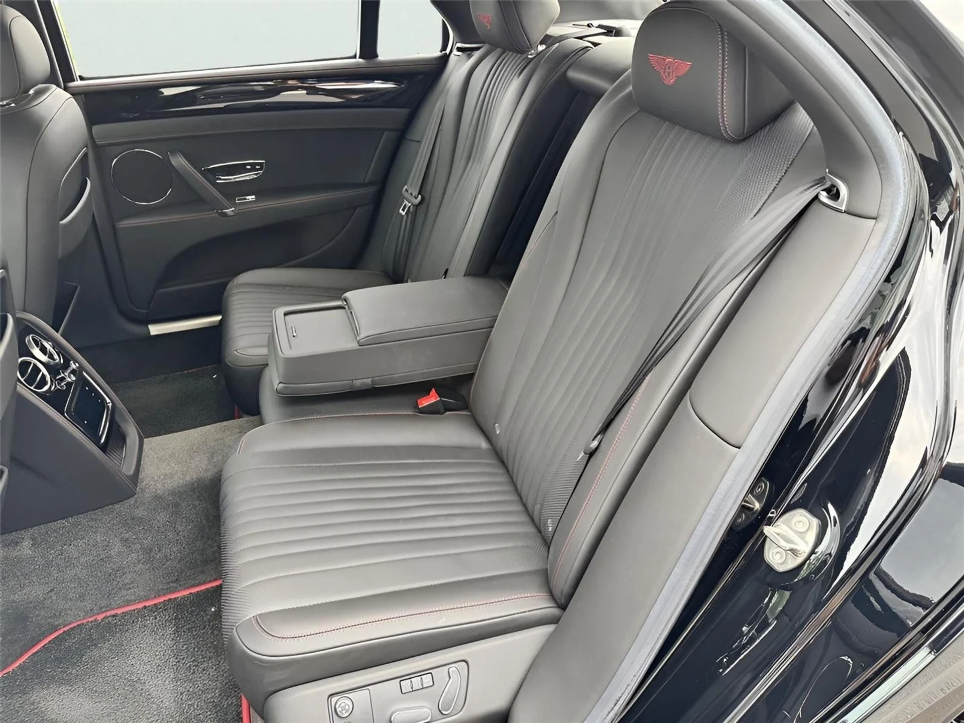 mph031_895181810_8f66a32380b3c1d45afb0e66662ea41c_da9d8be8d8