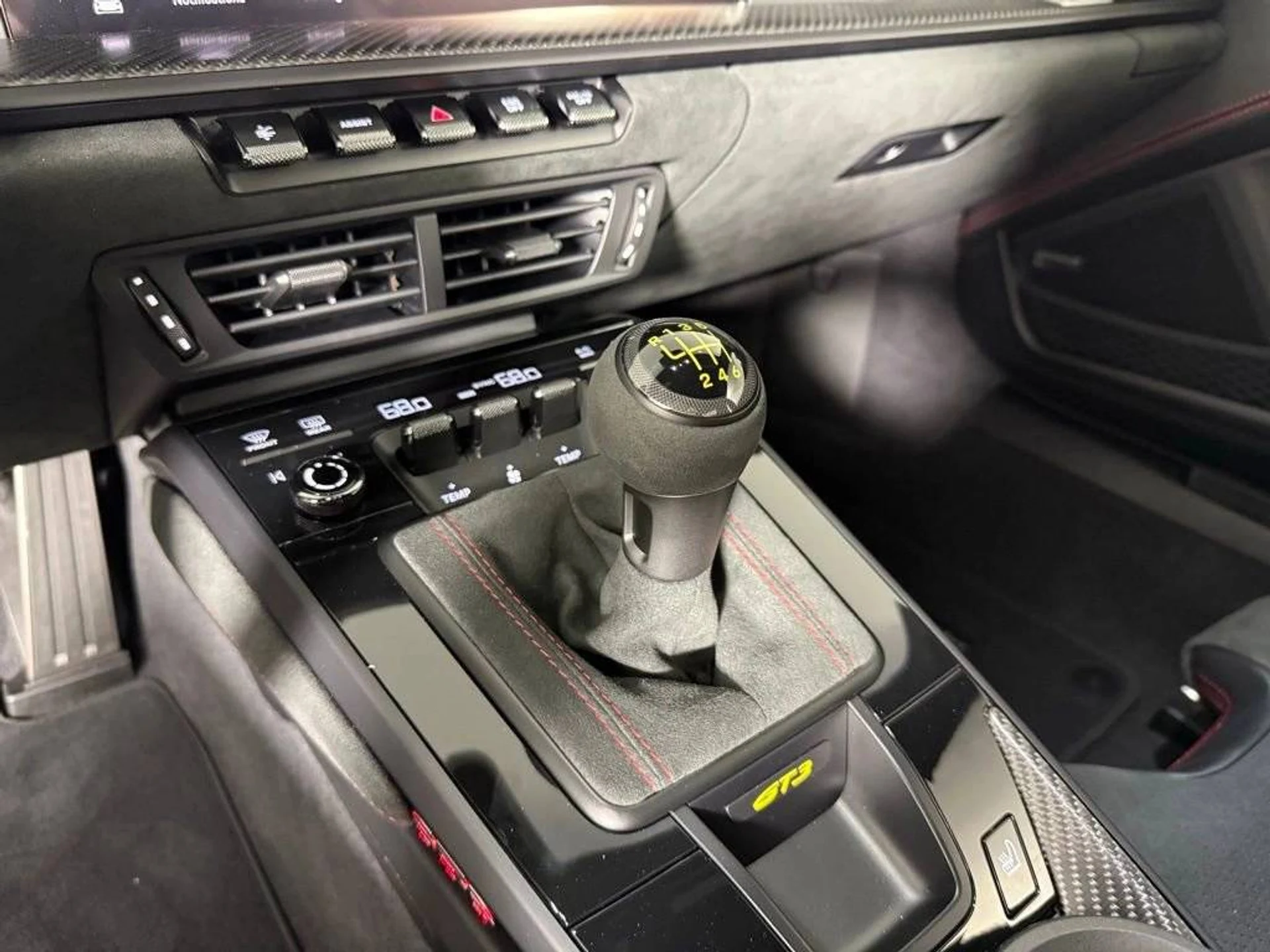 mph031_899950345_1280_1670130125